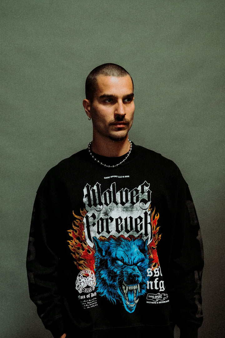 Death Wolf Grunge Oversized London Crewneck in Black