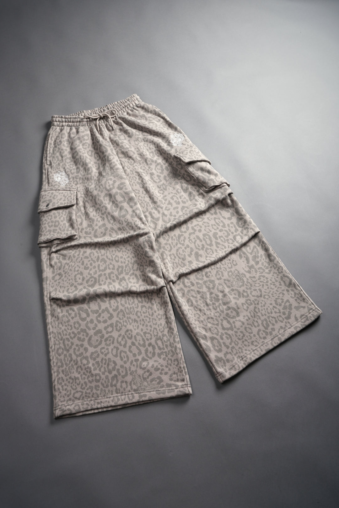 Dual Mia Cargo Sweat Pants in Clay Leopard