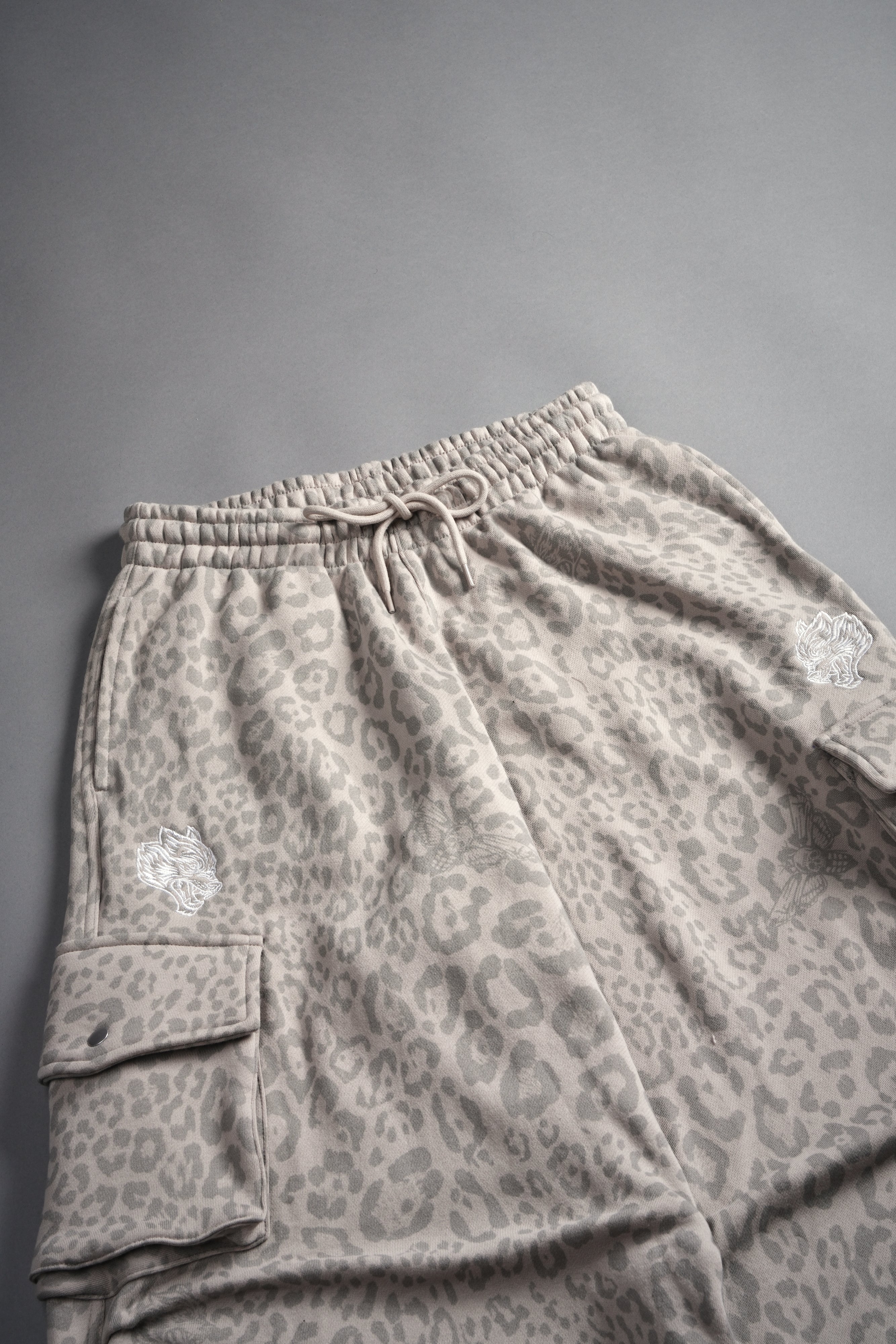 Dual Mia Cargo Sweat Pants in Clay Leopard