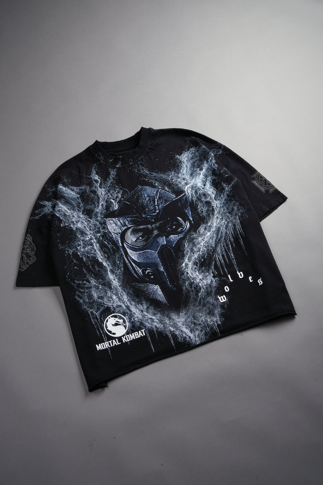 Sub-Zero Distressed Grunge Box Cut Tee V2 in Black