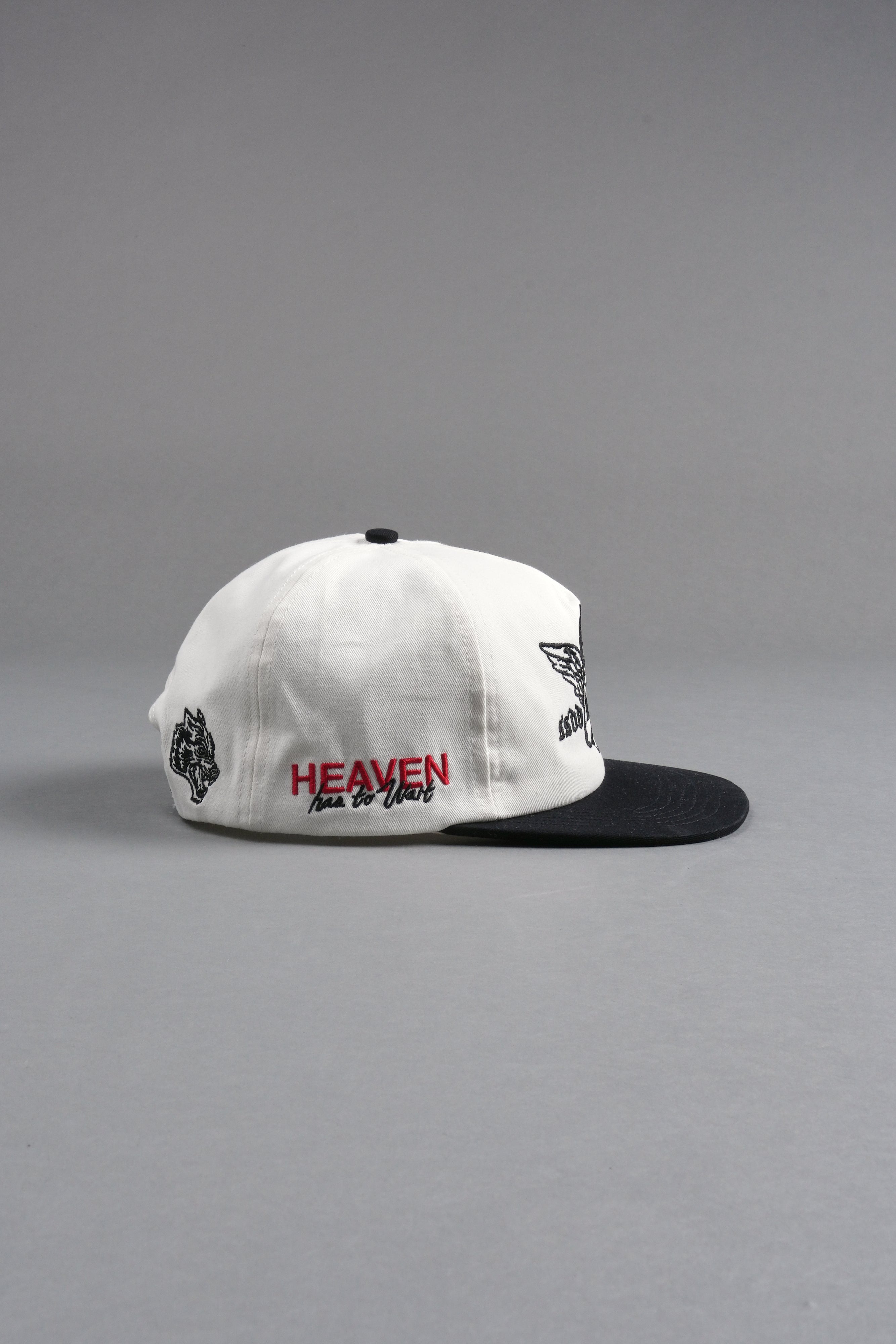 Shielded Heart 5 Panel Hat in Cream/Black