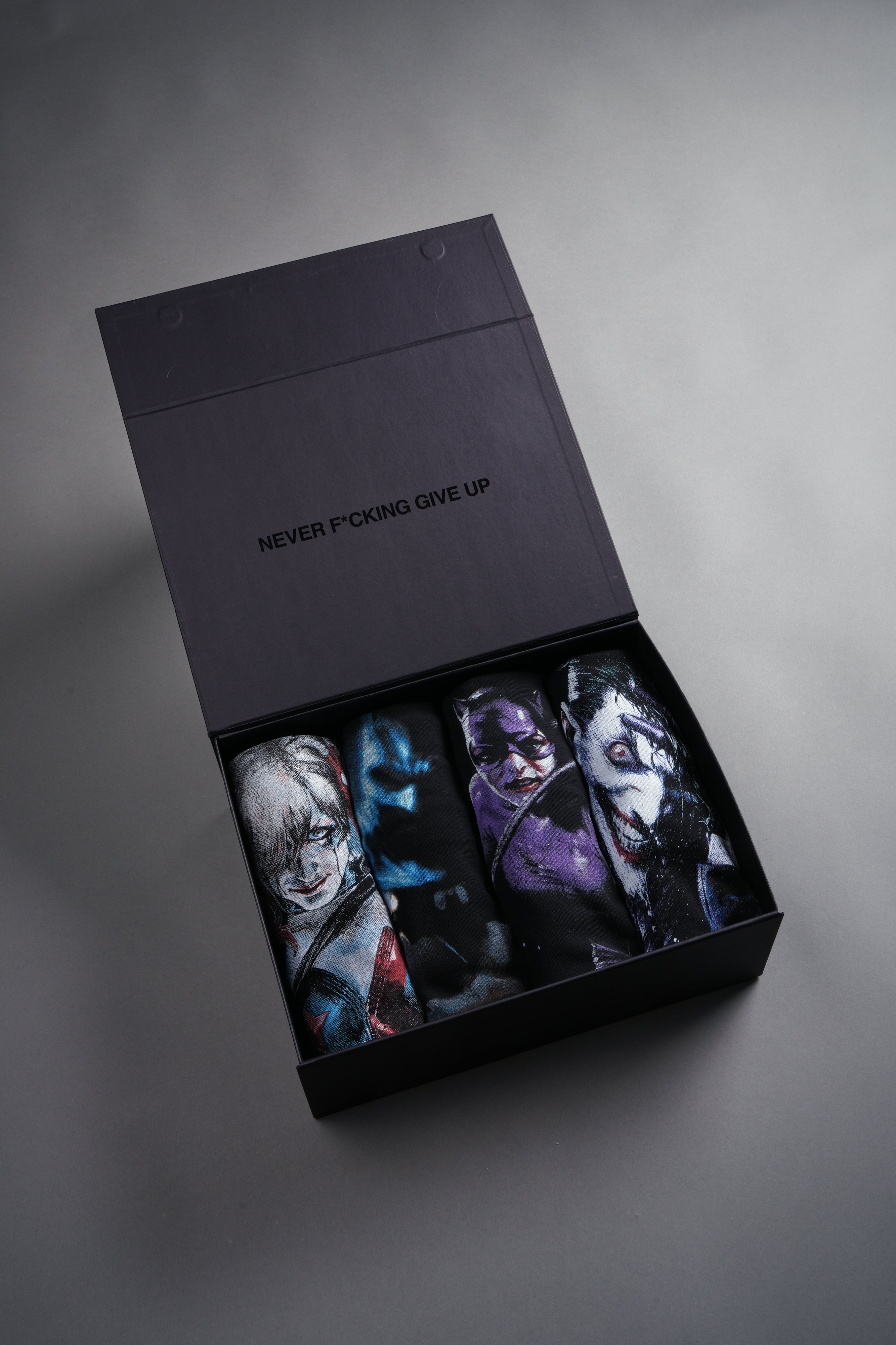 Batman VS Joker "Side-By-Side" Tee Box Set in Black