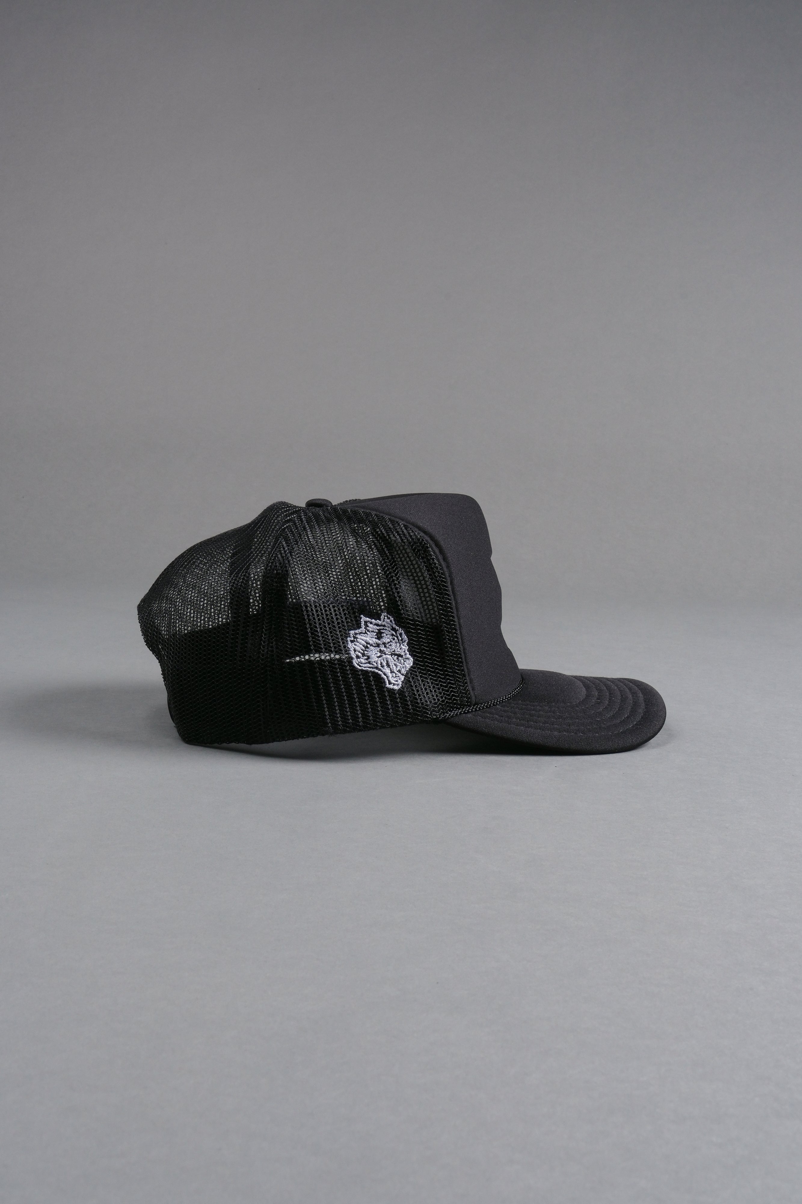Cherub and the Skull Trucker Hat in Black
