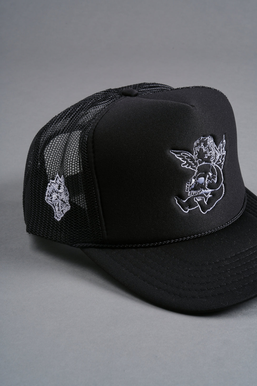 Cherub and the Skull Trucker Hat in Black