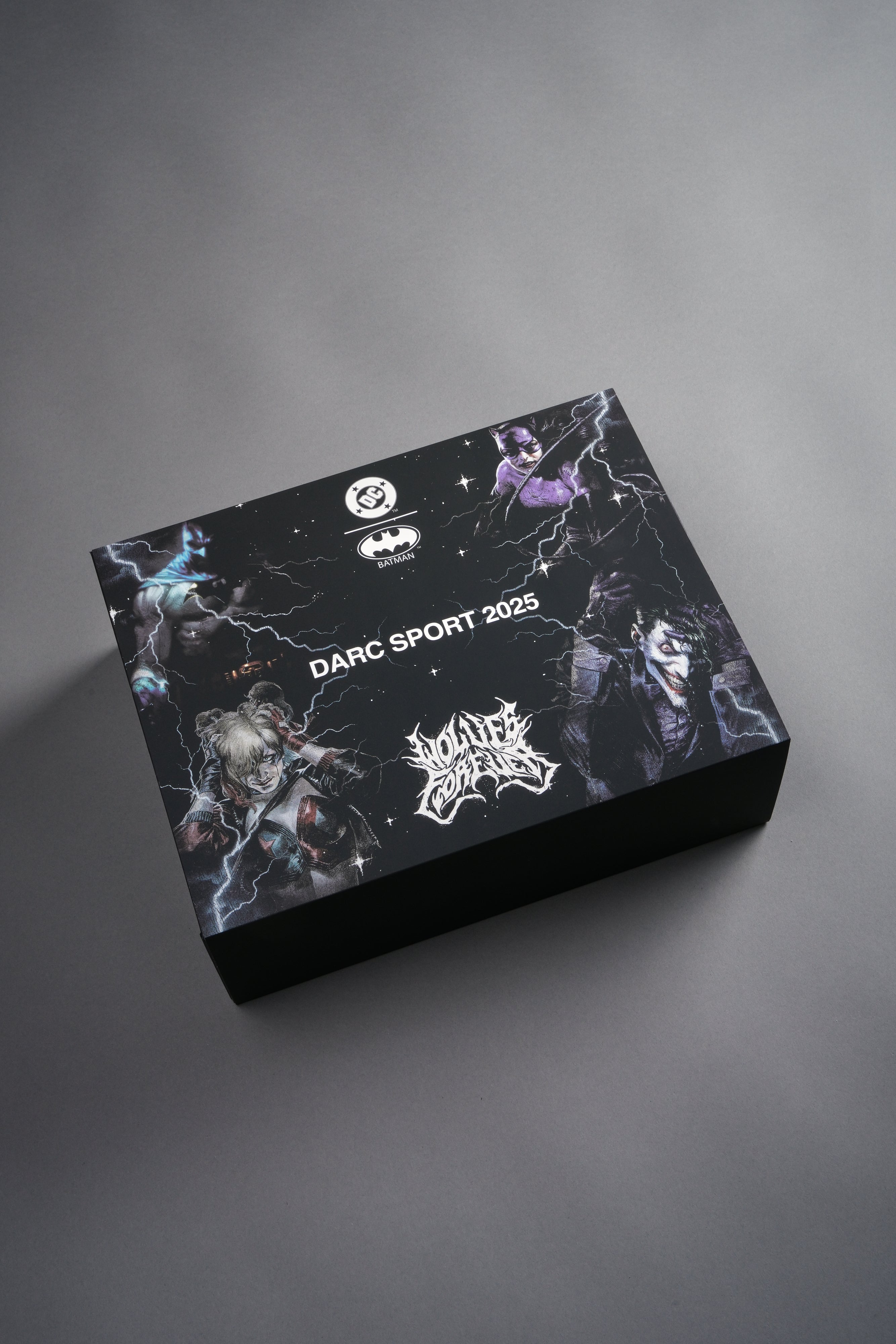 Batman VS Joker "Side-By-Side" Tee Box Set in Black