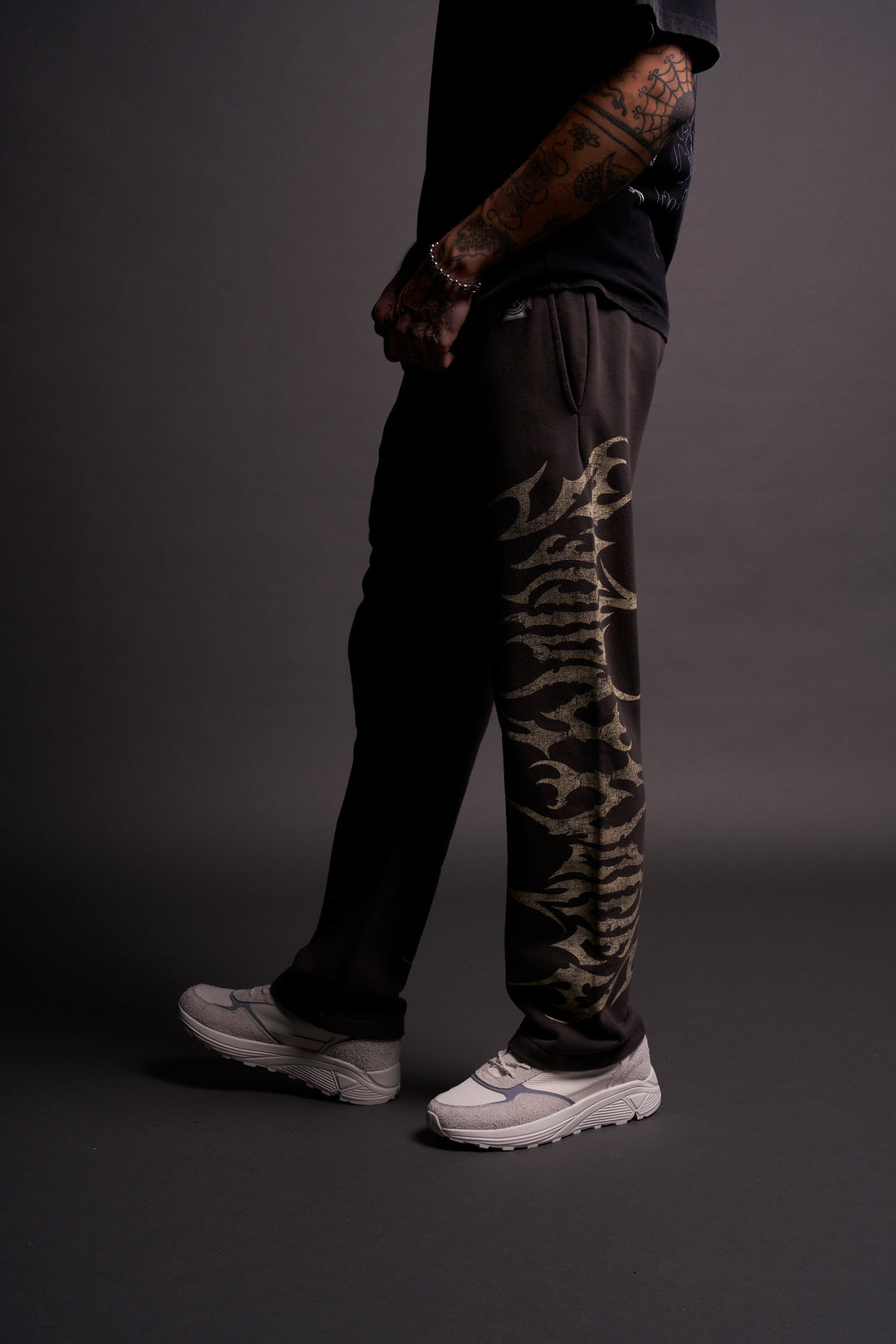 Wolf Iron Bigelow Sweat Pants in Wolf Gray