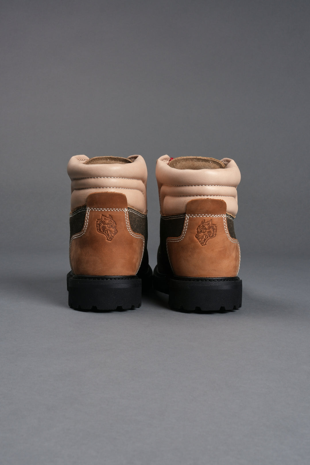 Von Wolf Boots in Brown/Tan