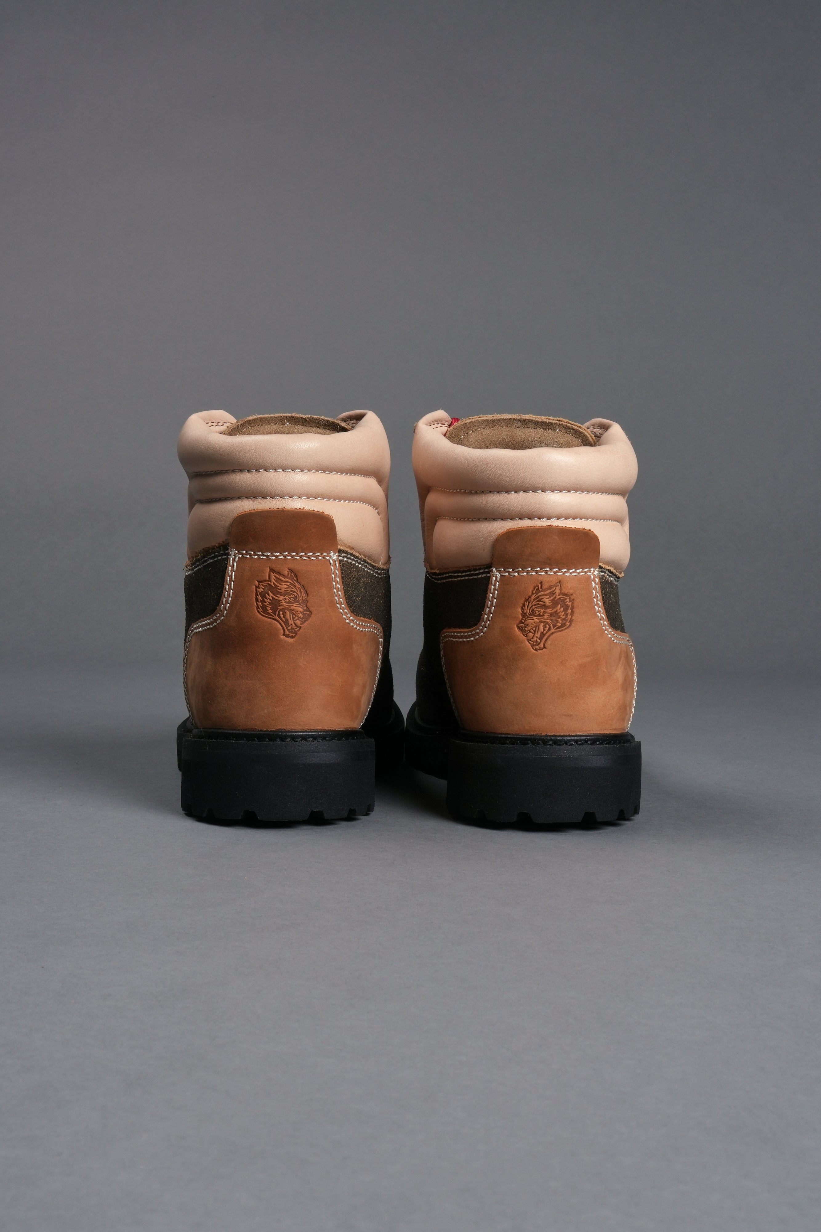 Von Wolf Boots in Brown/Tan