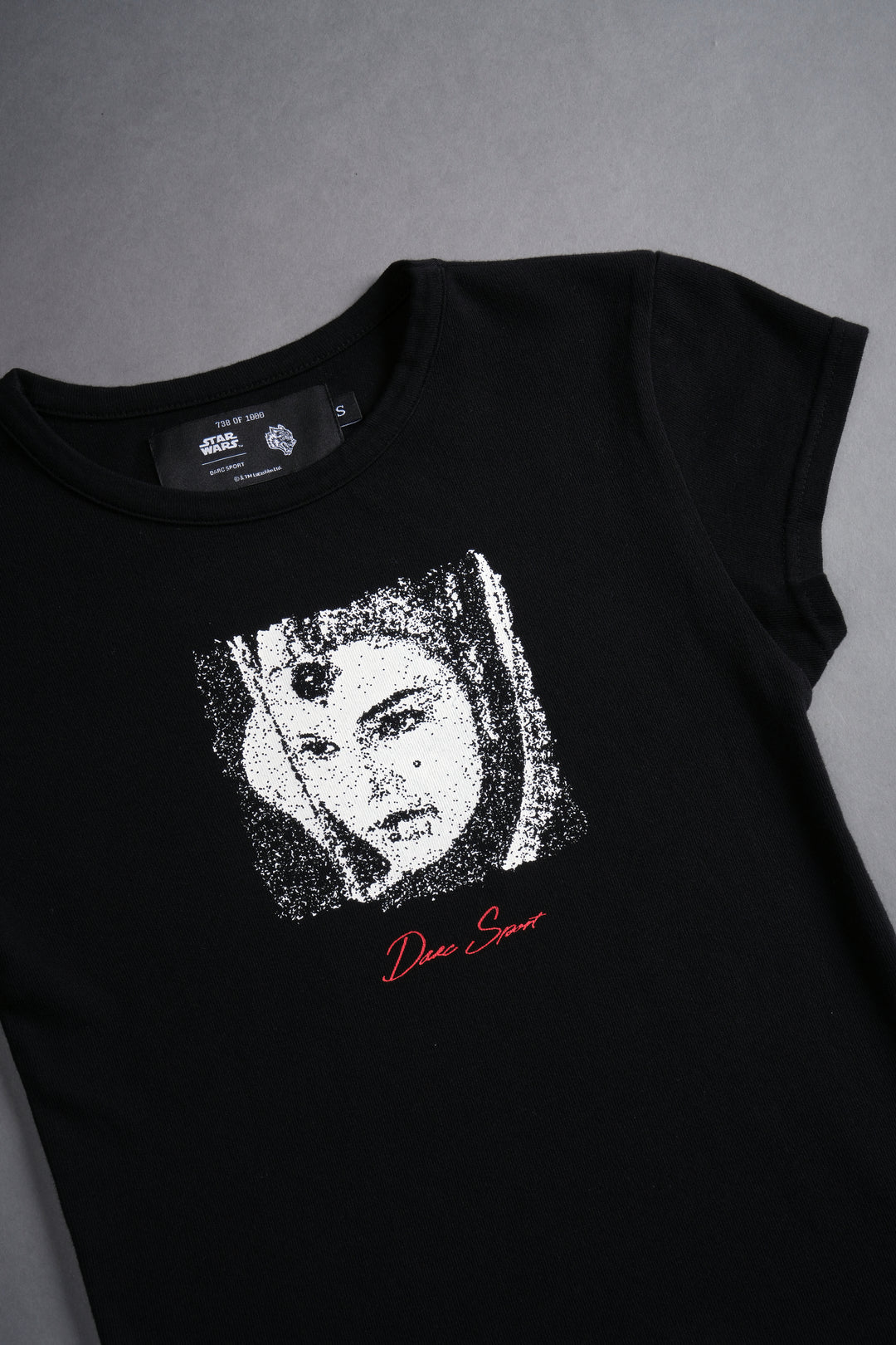 The Queen "Baby" Tee in Black