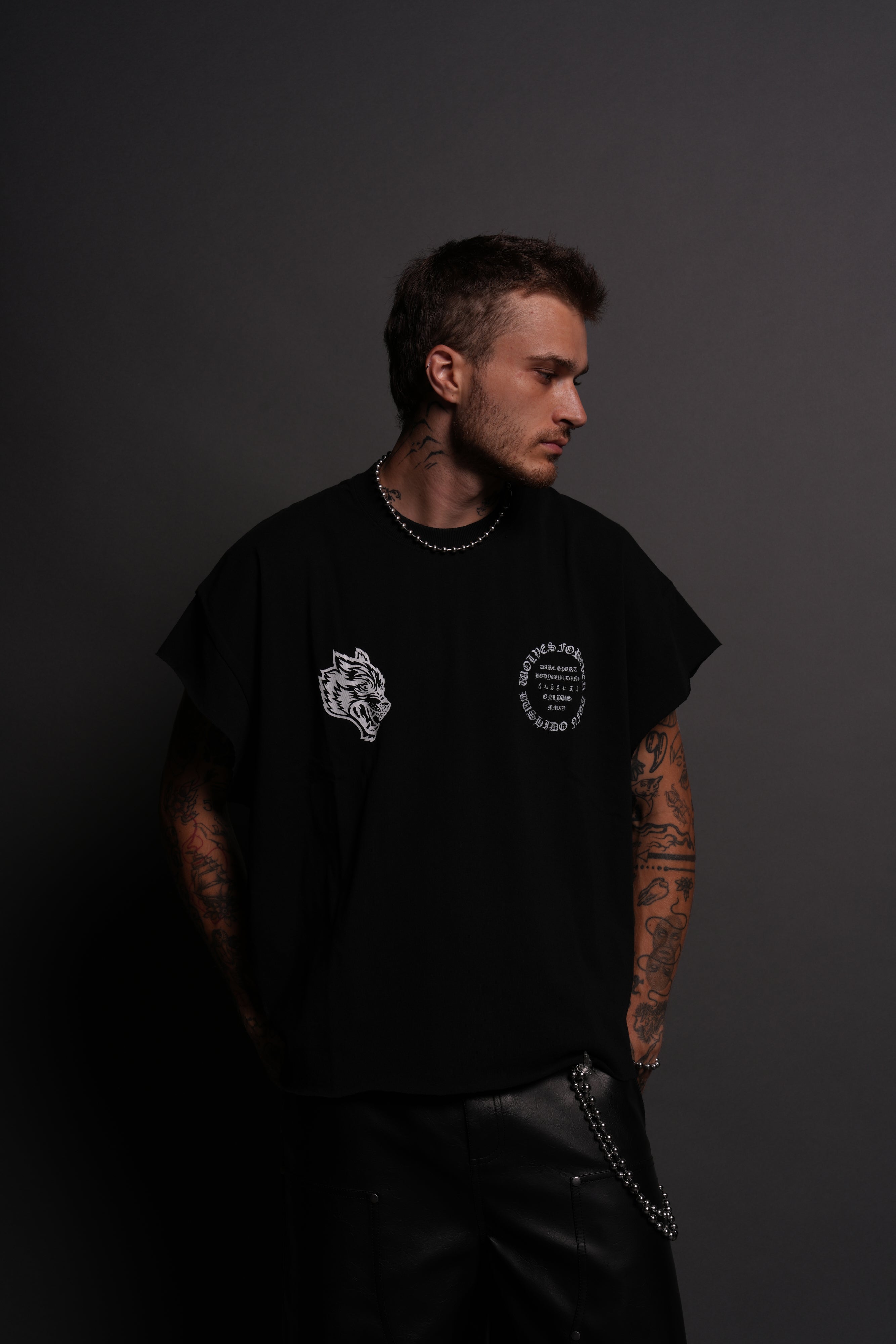 Warrior's Fire Grunge Cut-Off Tee in Black