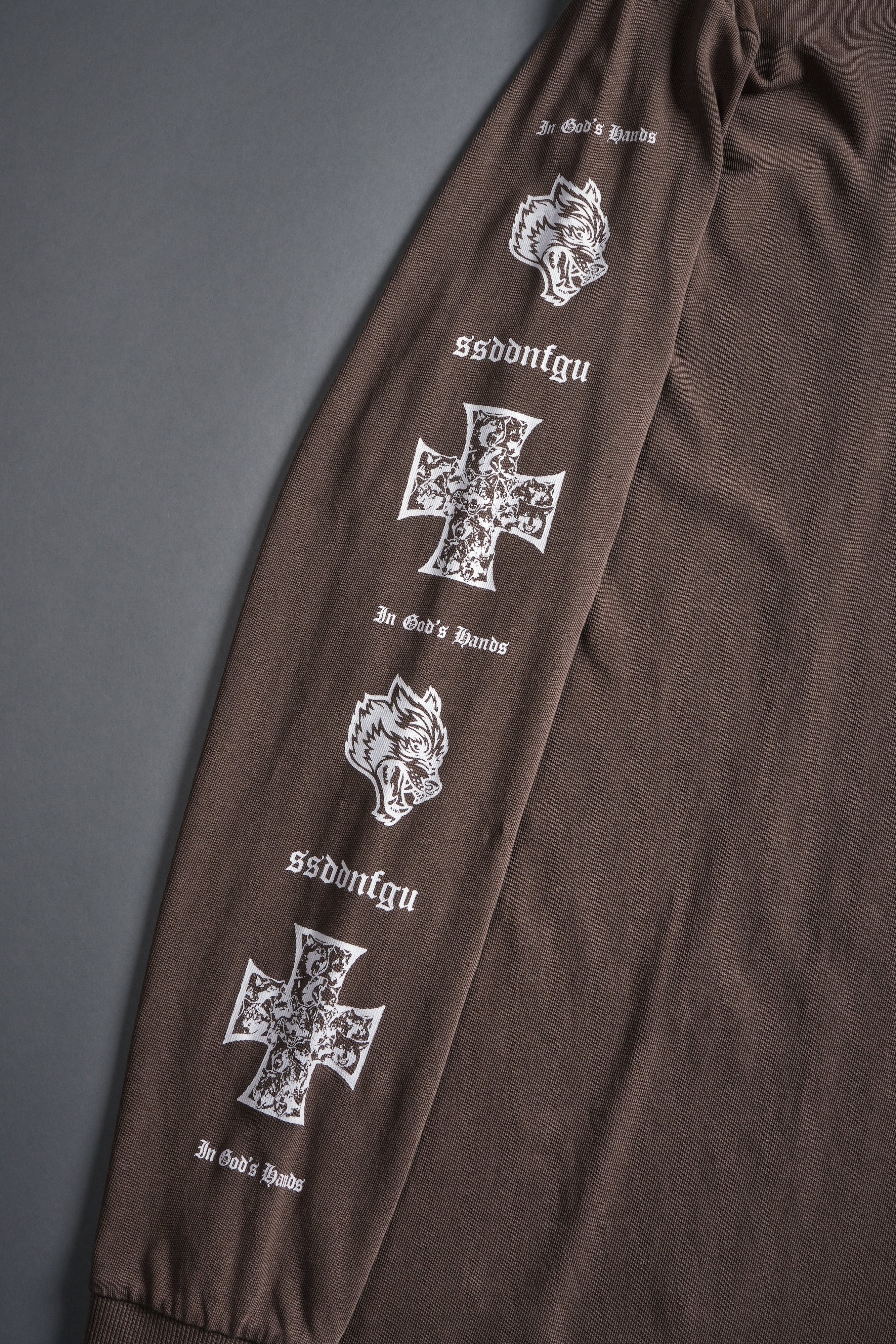 Iron Wolf Pack "Premium" L/S Tee in Mojave Brown