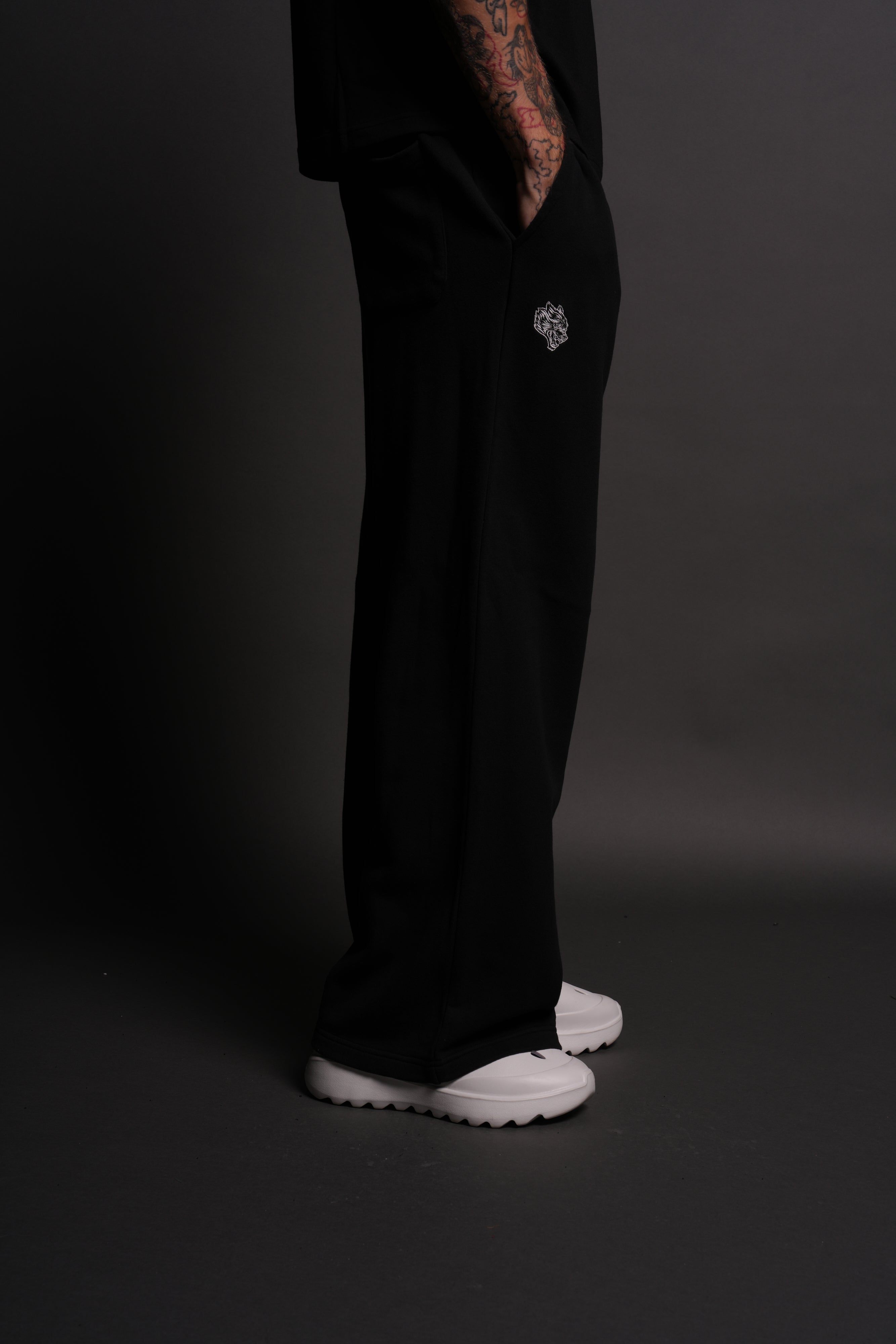 ダルクスポーツ　Dual Lennox Sweat Pants Dual Lennox Sweat Pants in Black – DarcSport