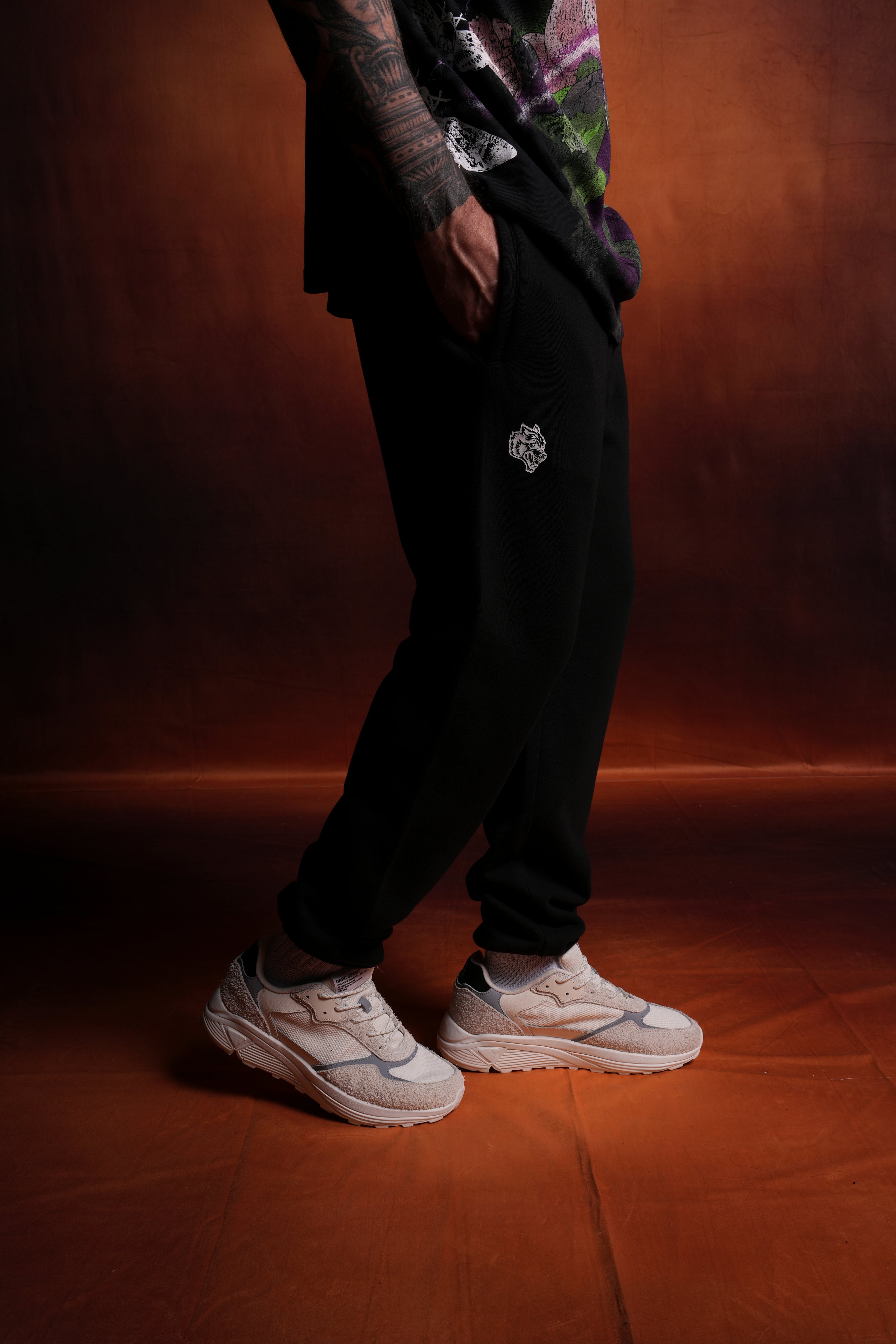 Go Post Lounge Sweats in Black