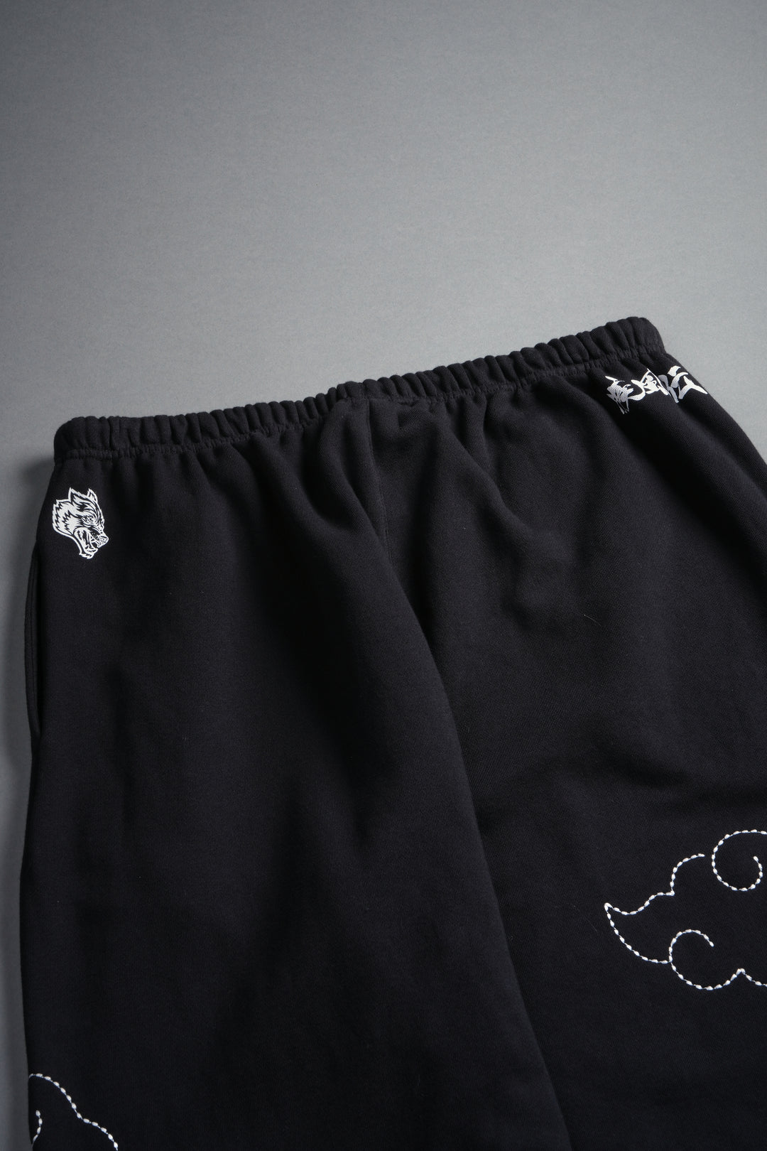 Darc Clouds Lightweight Lounger Sweat Pants in Black