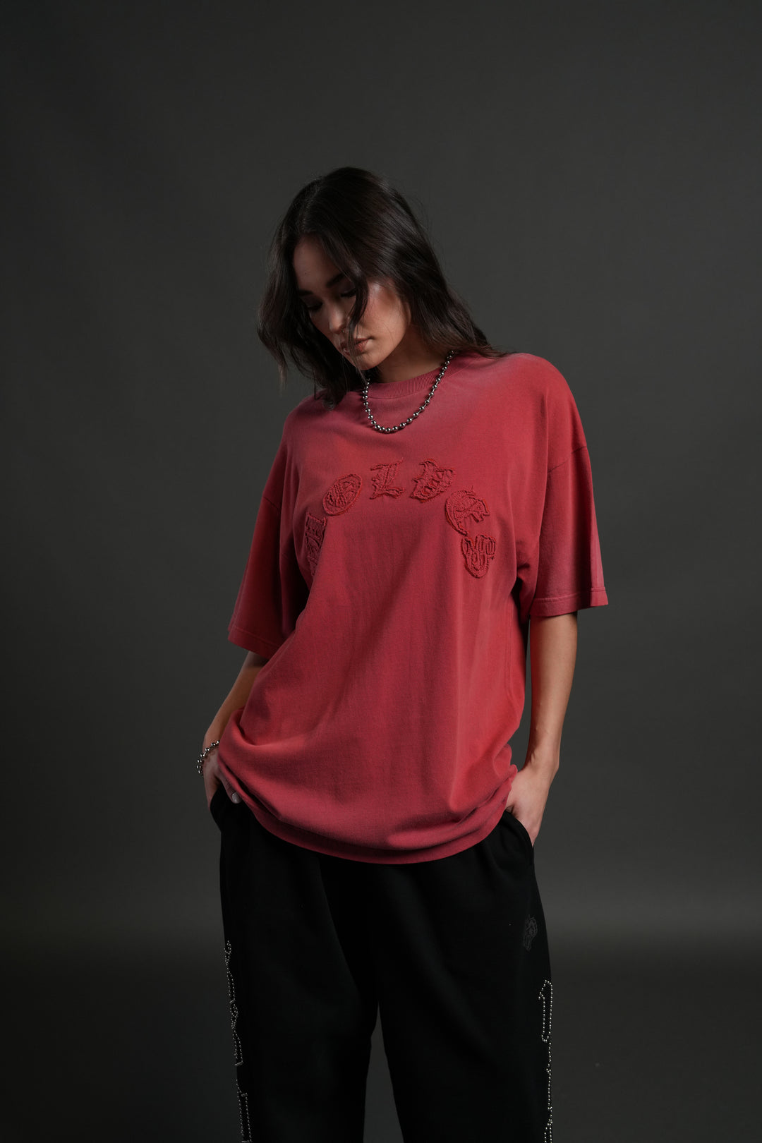 Chopper Applique "Pump Cover" Tee in Roman Red Drift Wash