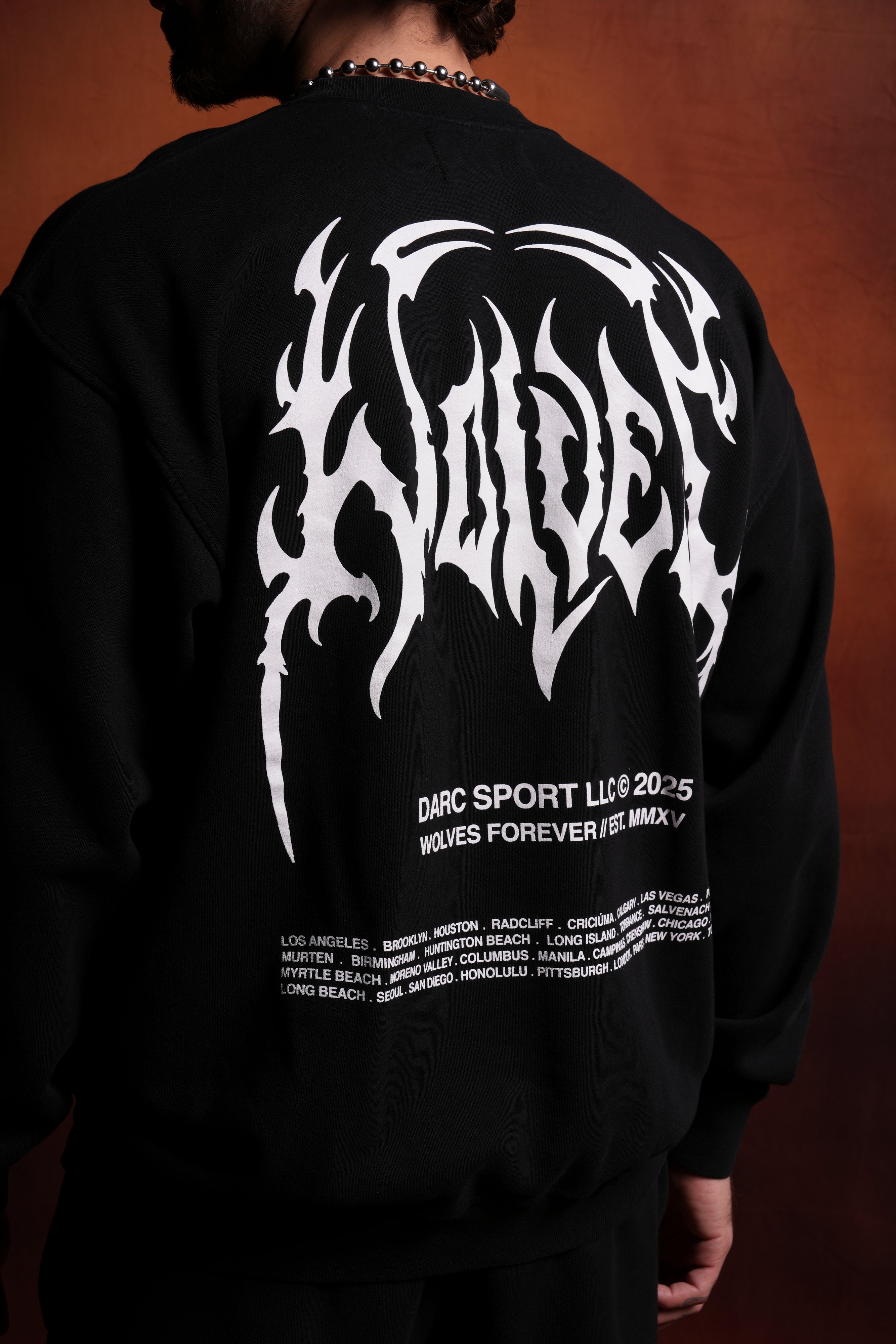 New Level Of Power London Crewneck in Black – DarcSport