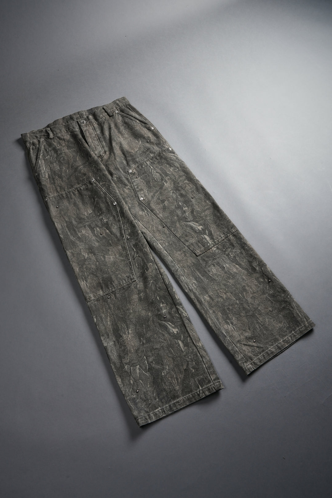 Studded Wolves Chopper Hoffa V2 Pants in Vintage Norse Camo
