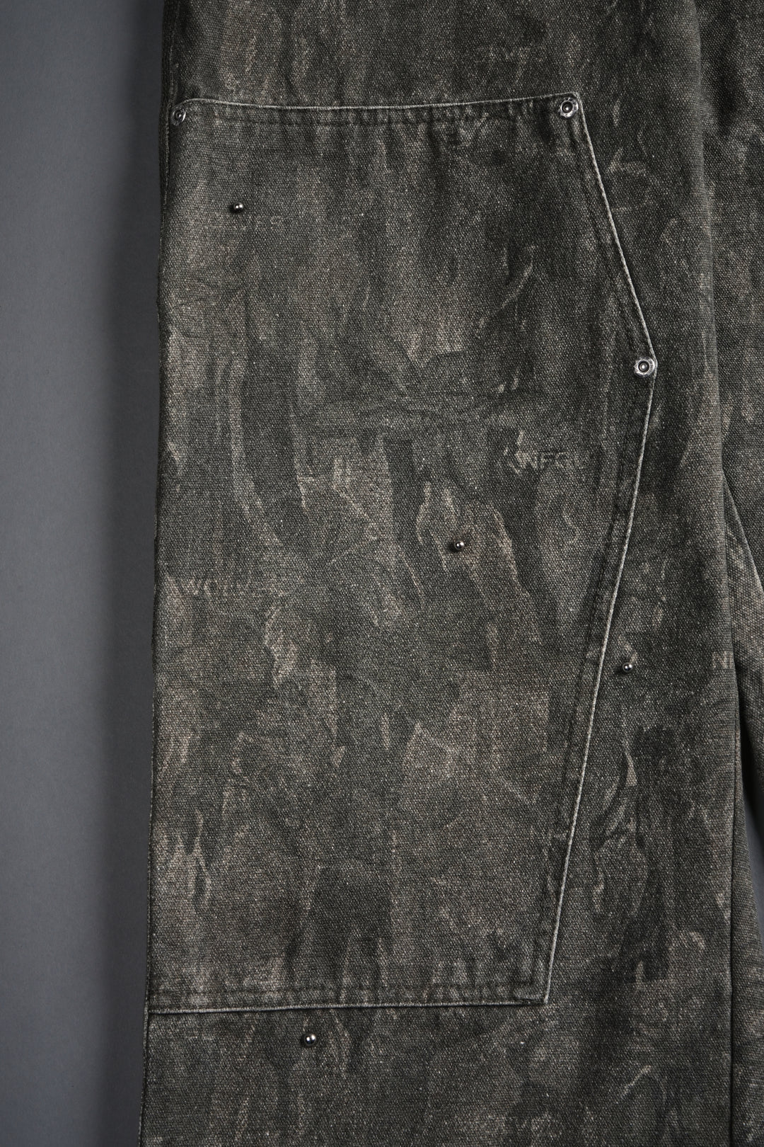 Studded Wolves Chopper Hoffa V2 Pants in Vintage Norse Camo