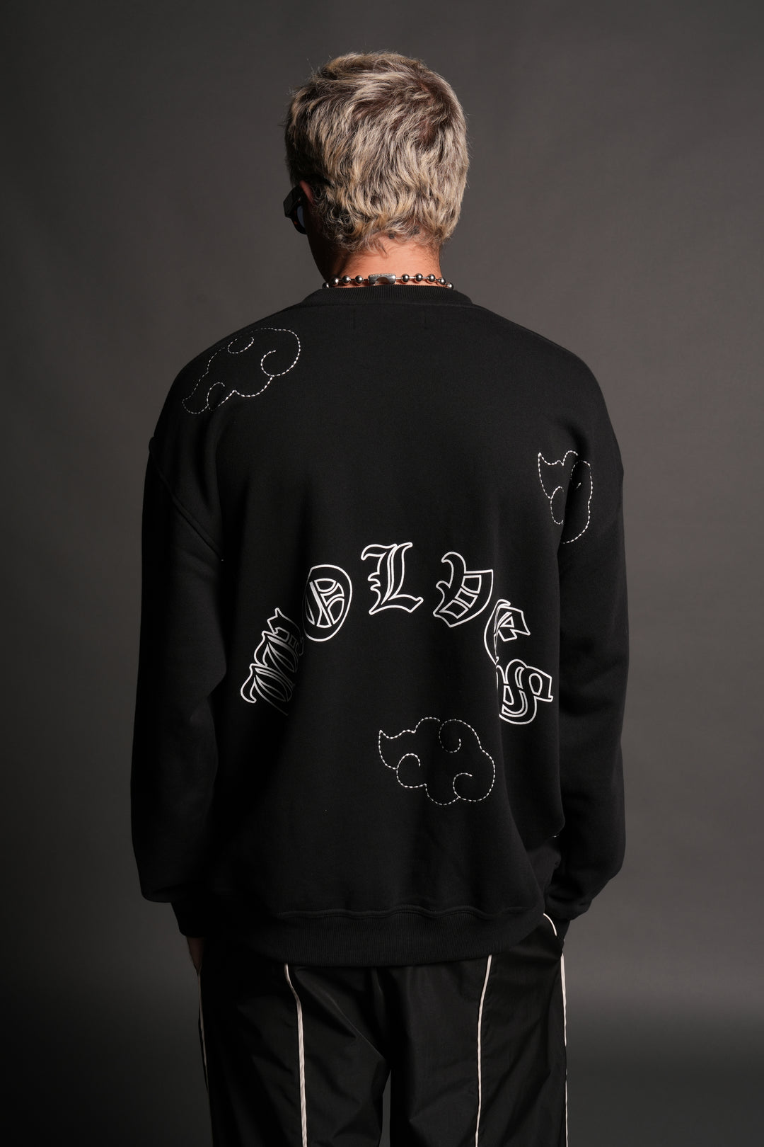 Darc Clouds London Crewneck in Black