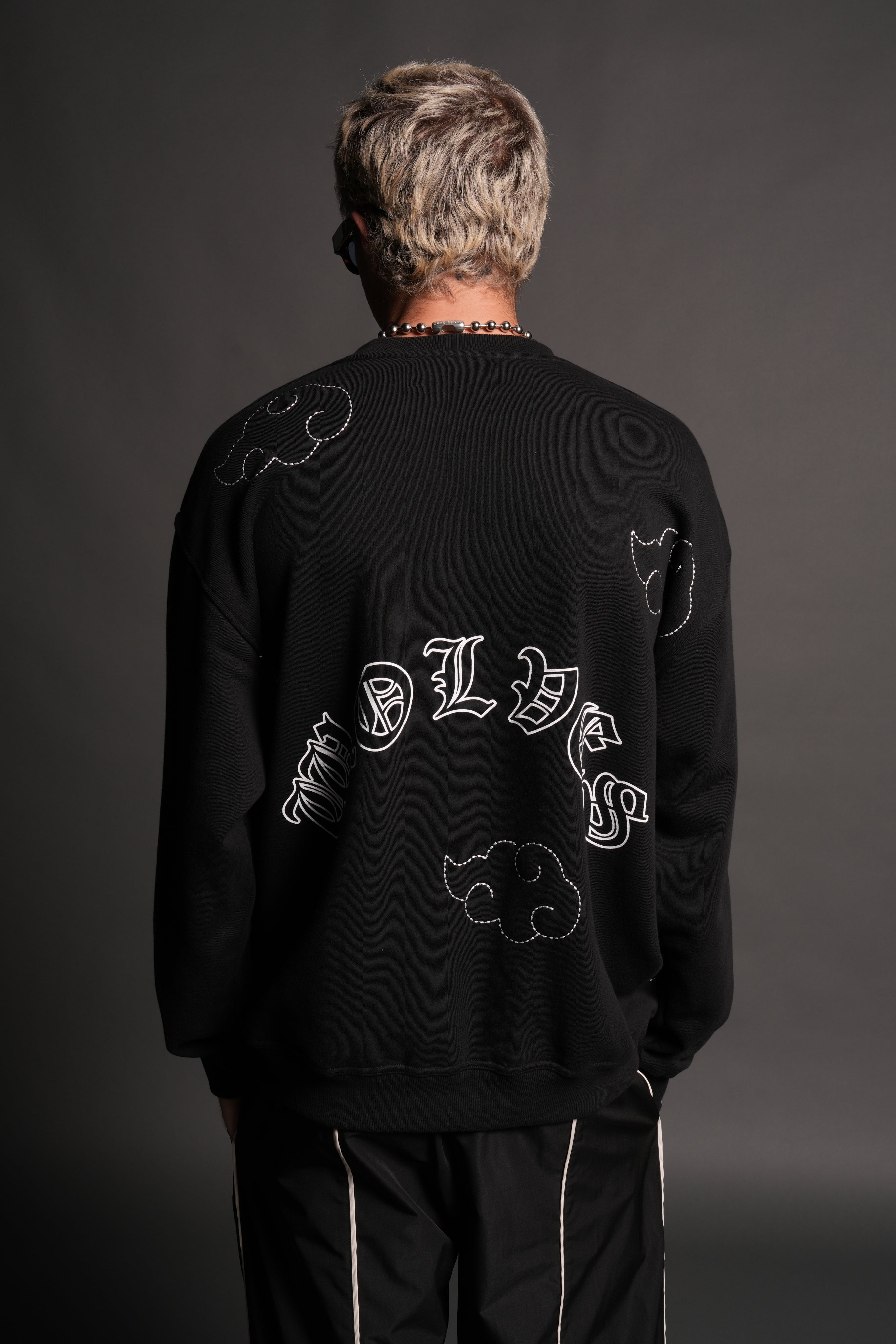 Darc Clouds London Crewneck in Black
