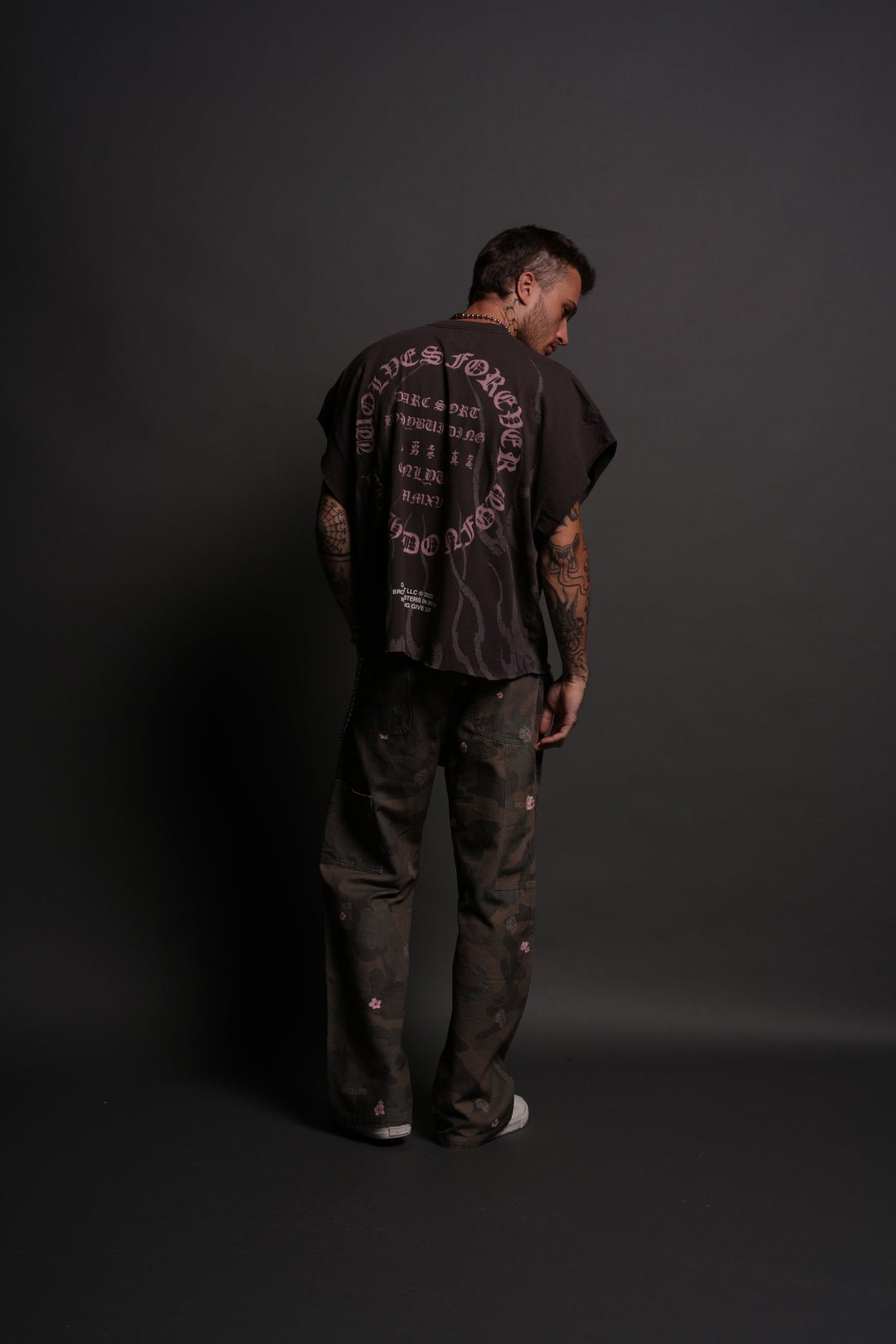 Warrior's Fire Grunge Cut-Off Tee in Darc Brown