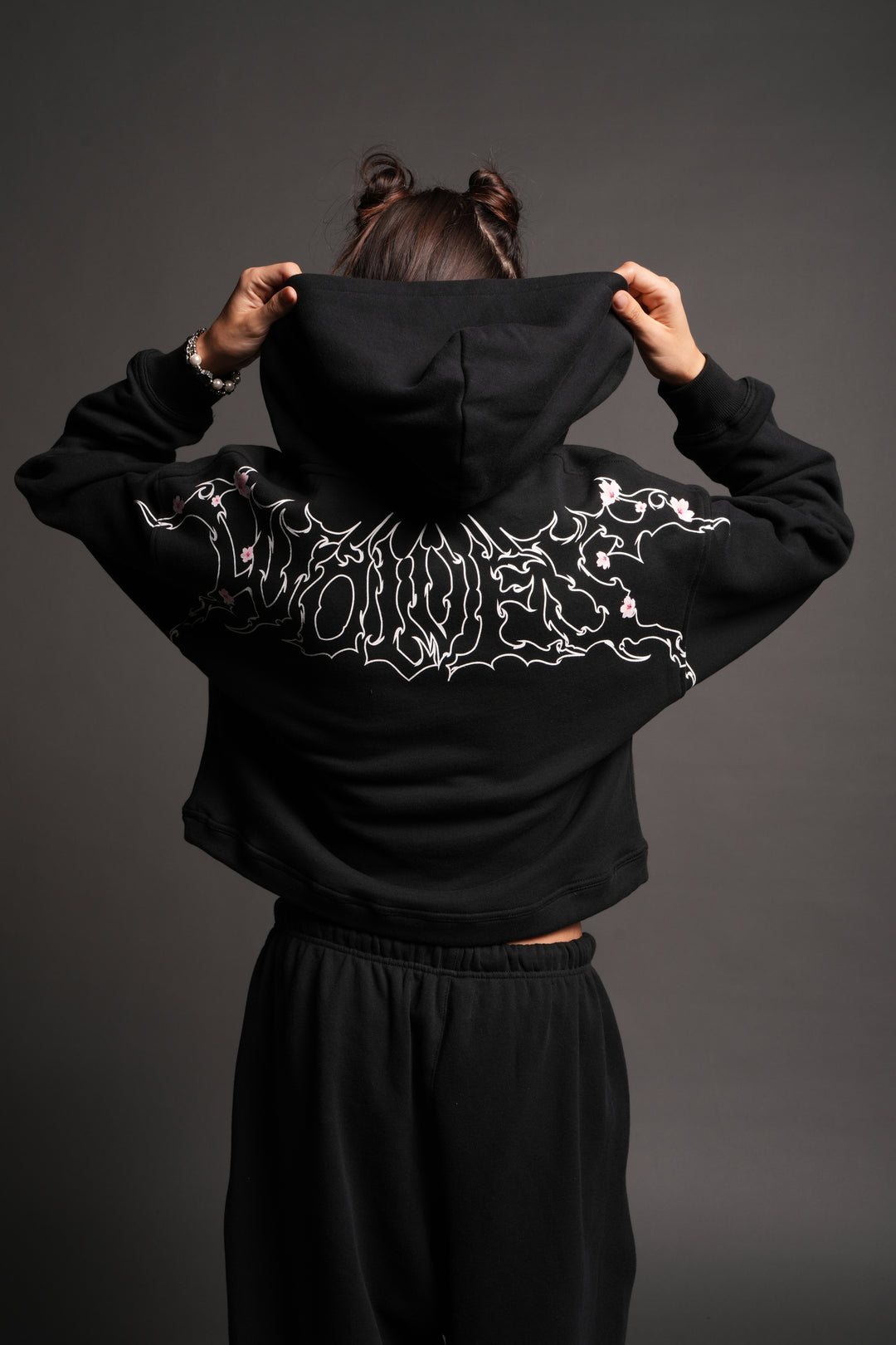 Sakura Hesh Dempsey Cropped Hoodie In Black