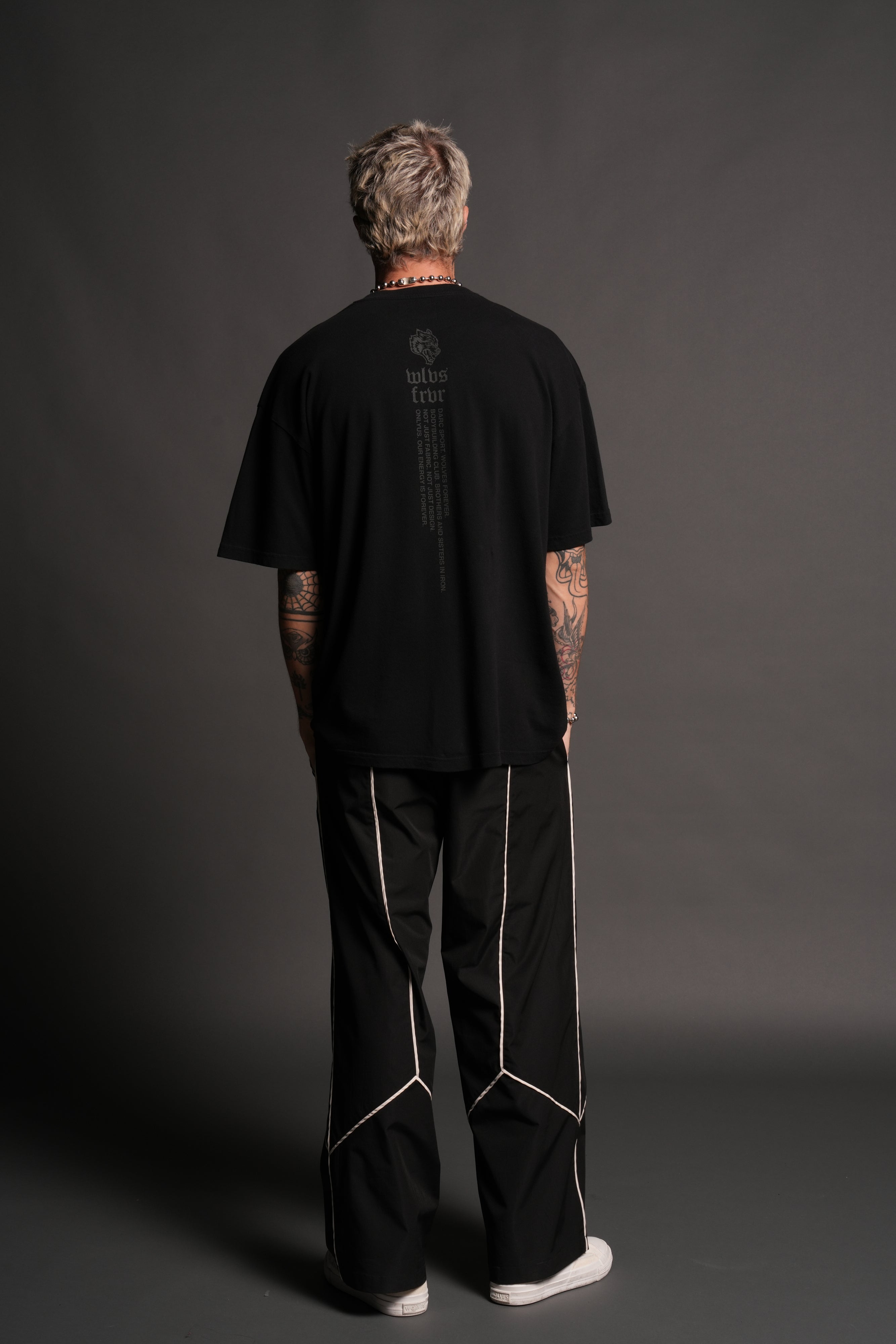 Uzumaki Naruto "Side-By-Side" Series Premium Tee in Black