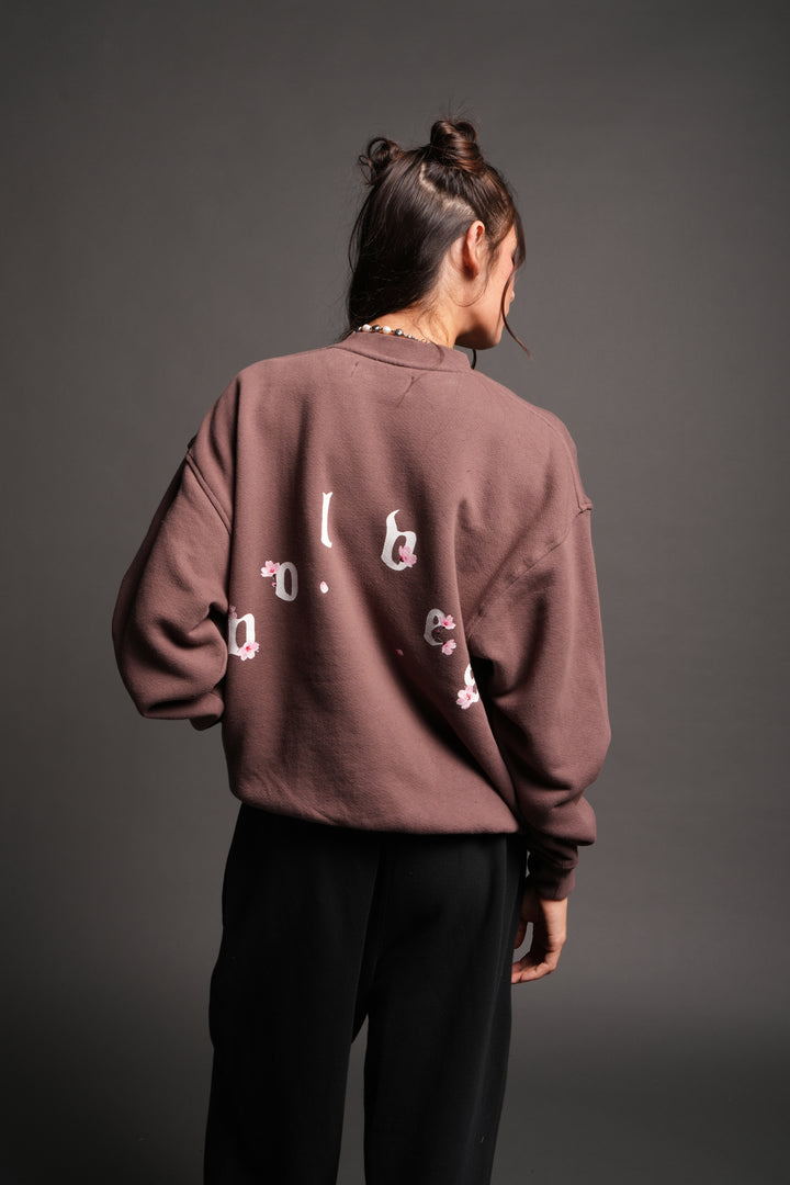 Sakura Pyramid Premium London Crewneck In Rose Taupe