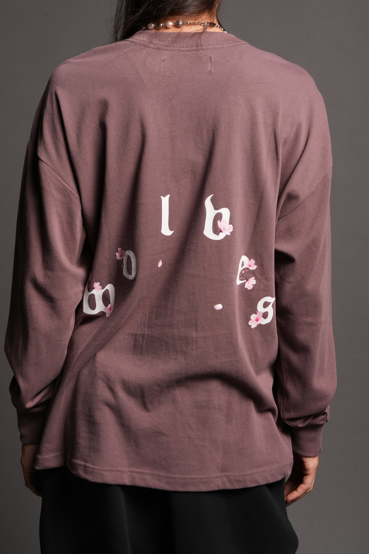 Sakura Pyramid Premium Ls Tee In Rose Taupe