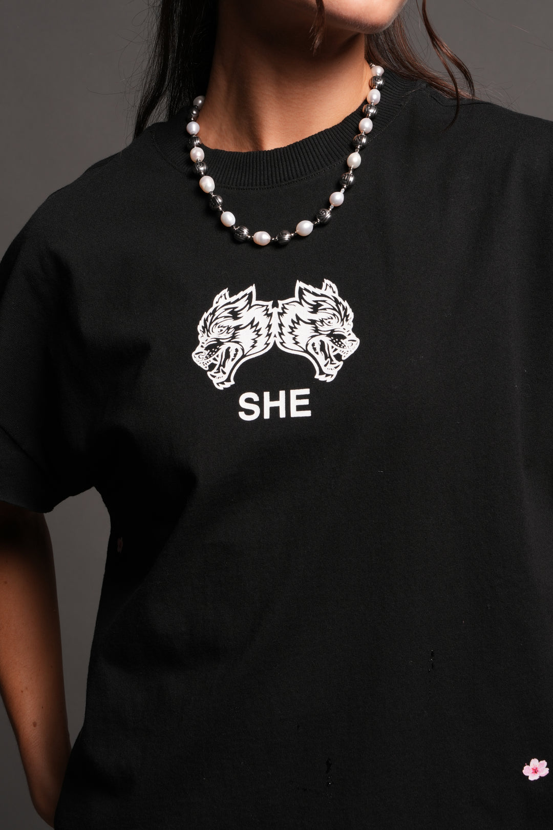 Sakura Hesh Grunge Mid Length Raw Hem Cap Sleeve Tee In Black