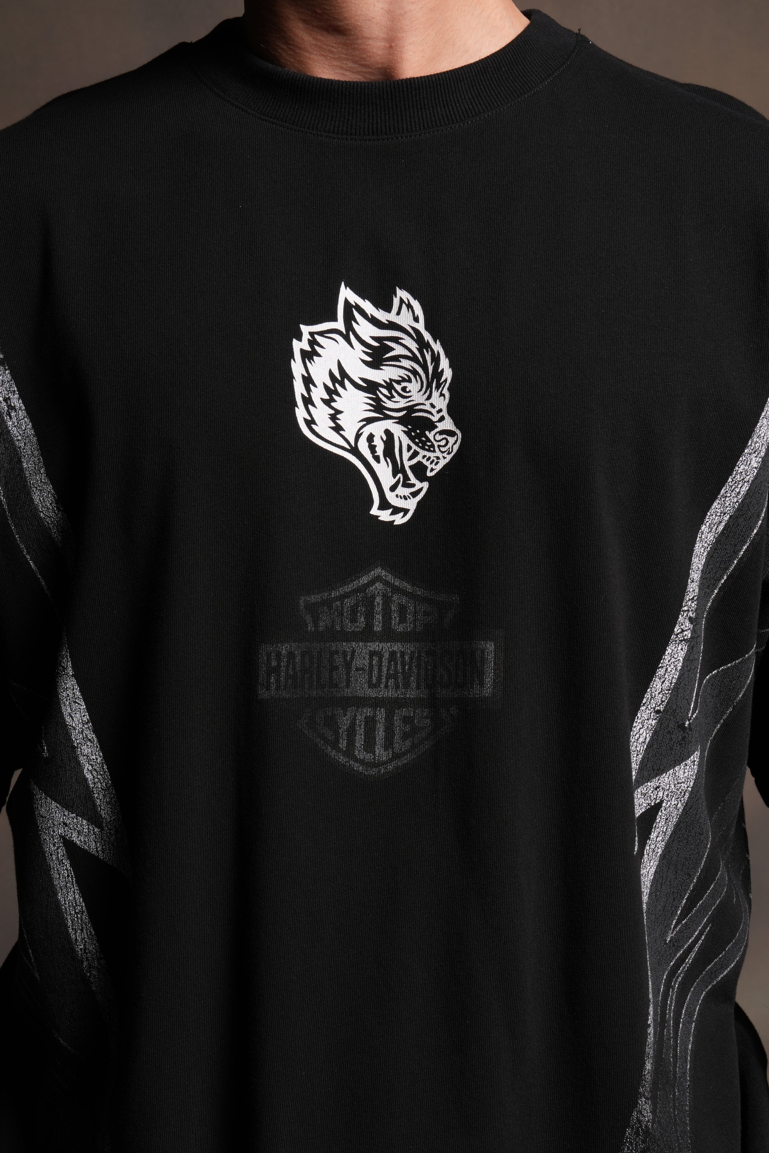 Iron Sakura Premium Tee in Black