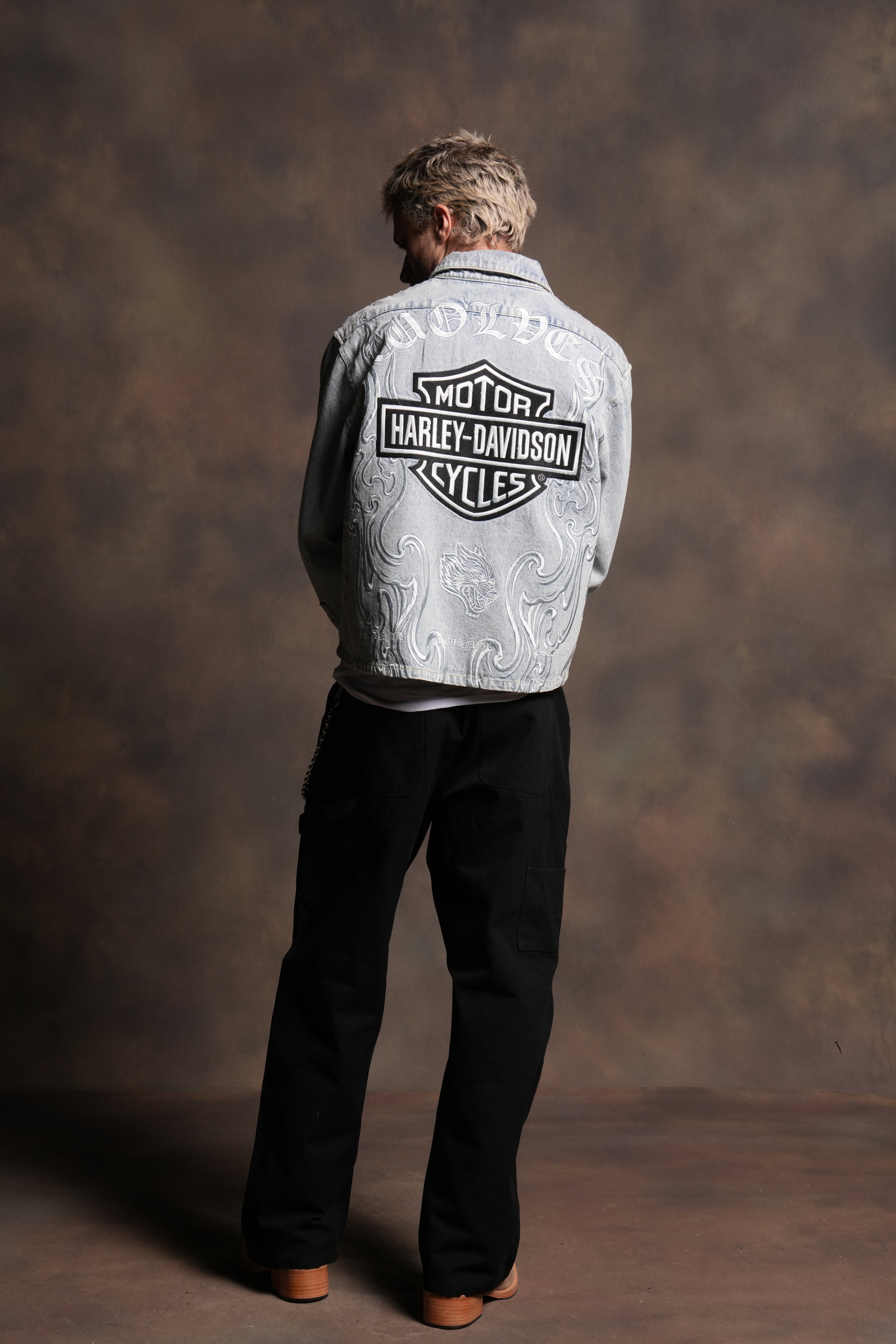 H-D Wolves Inferno Ls Denim Vince Shirt in Light Wash