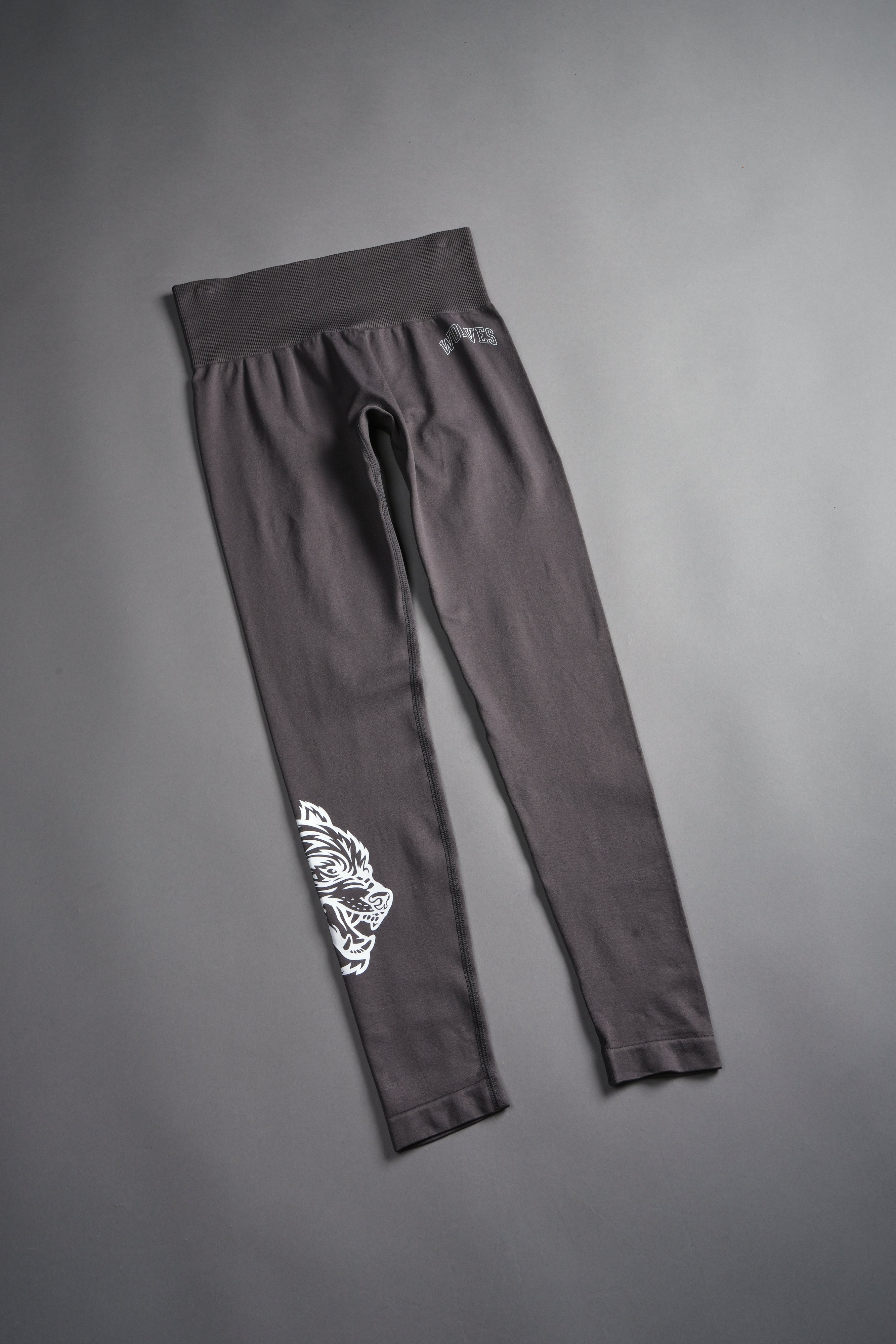 Finite Code Loyalty "Everson Seamless" Leggings in Wolf Gray