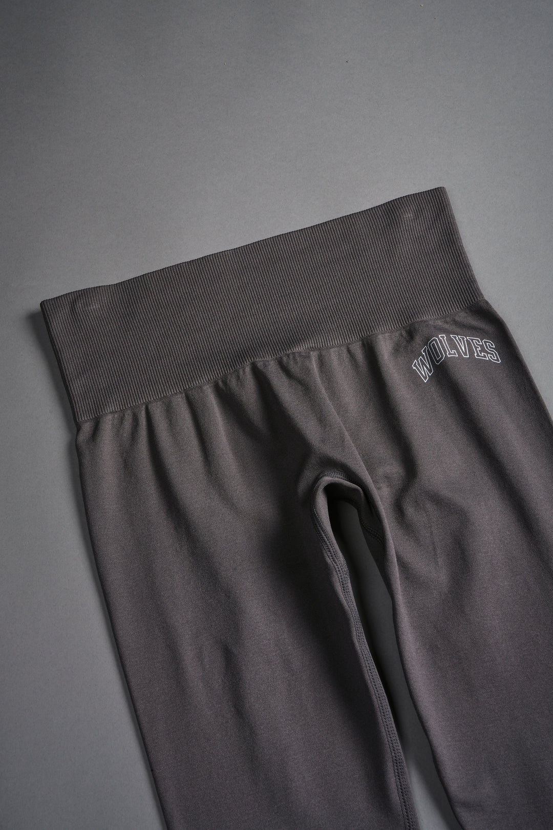 Finite Code Loyalty "Everson Seamless" Leggings in Wolf Gray