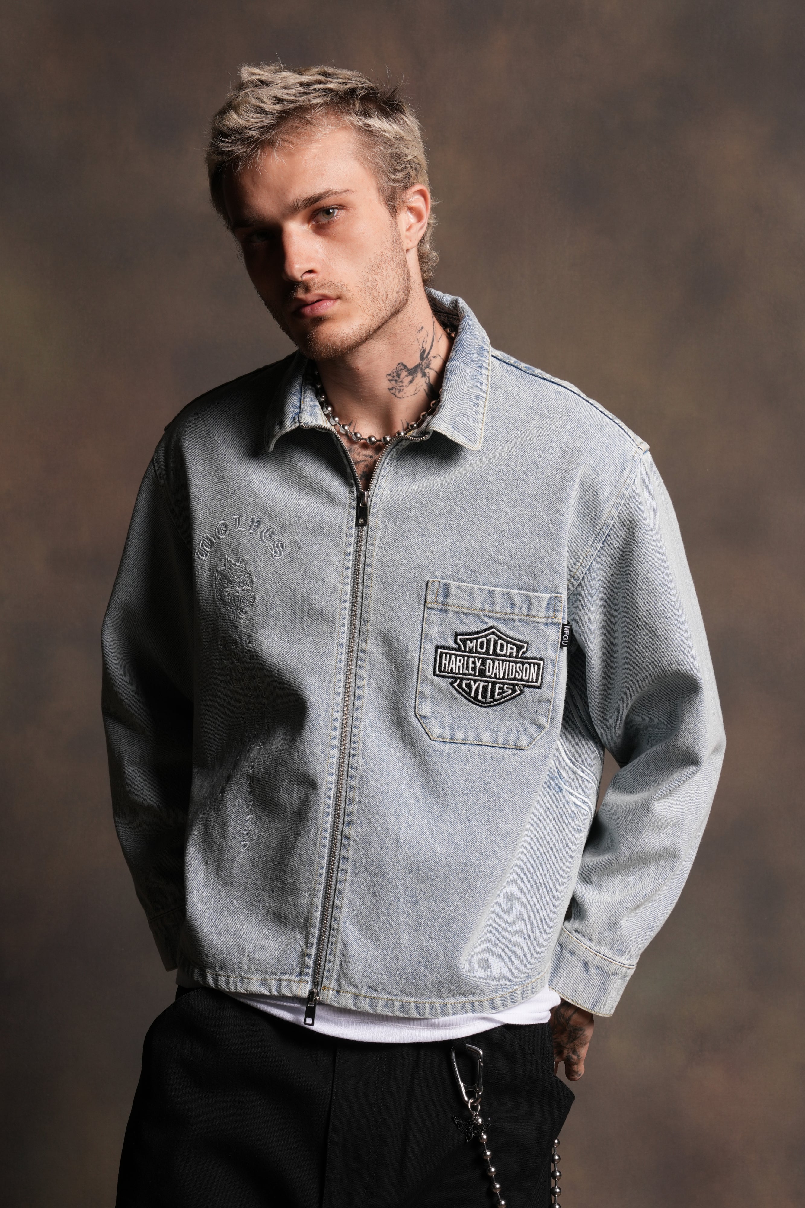 H-D Wolves Inferno Ls Denim Vince Shirt in Light Wash