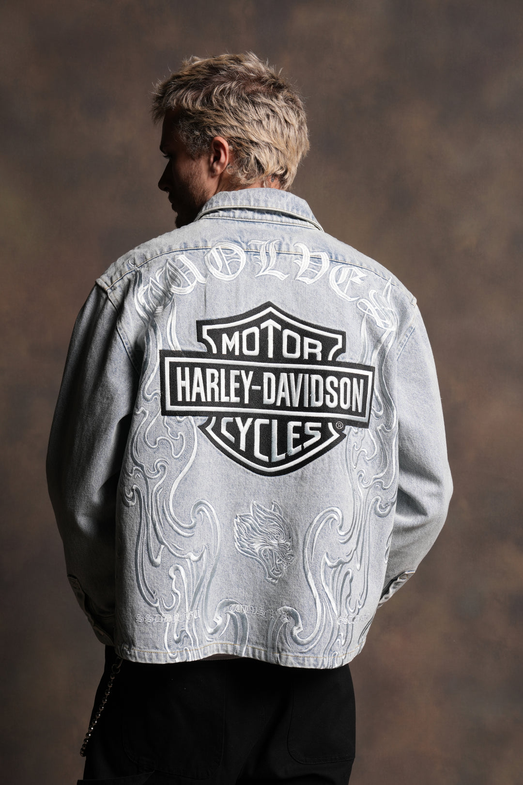 H-D Wolves Inferno Ls Denim Vince Shirt in Light Wash