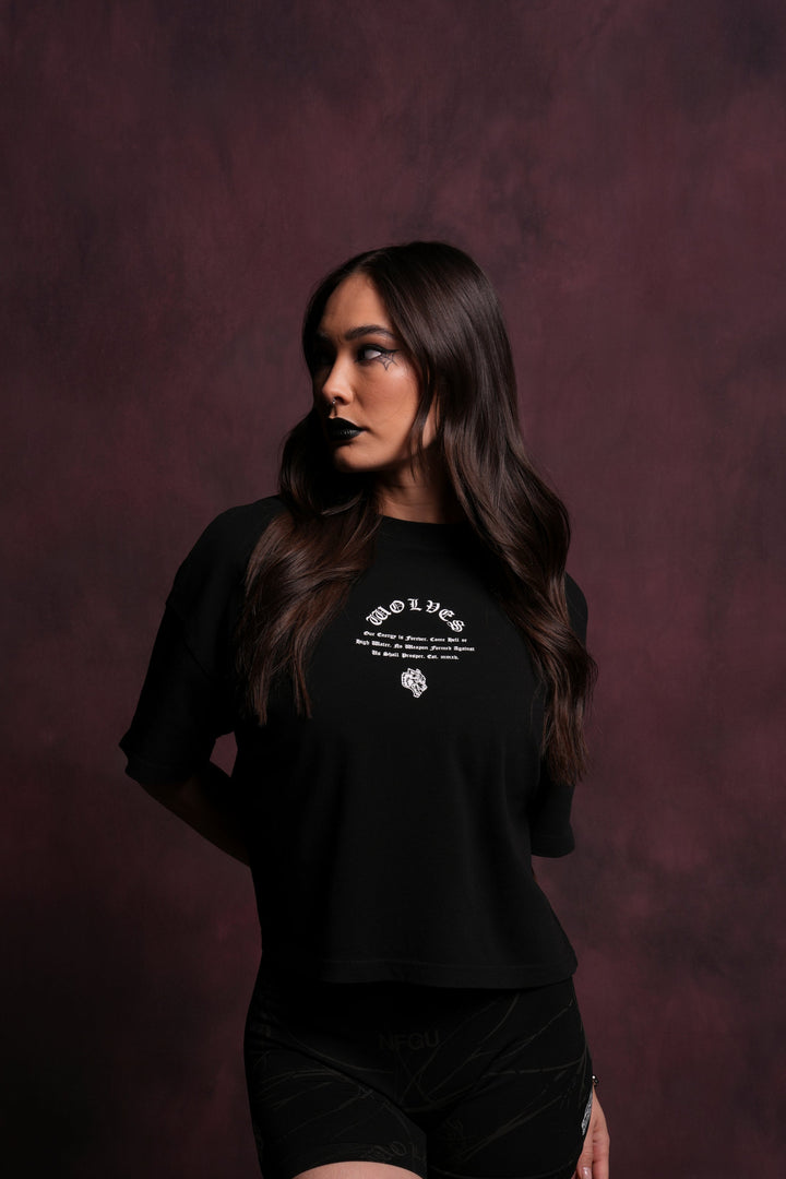 Her Darcness Ultrawide "Premium" (Cropped) Tee in Black