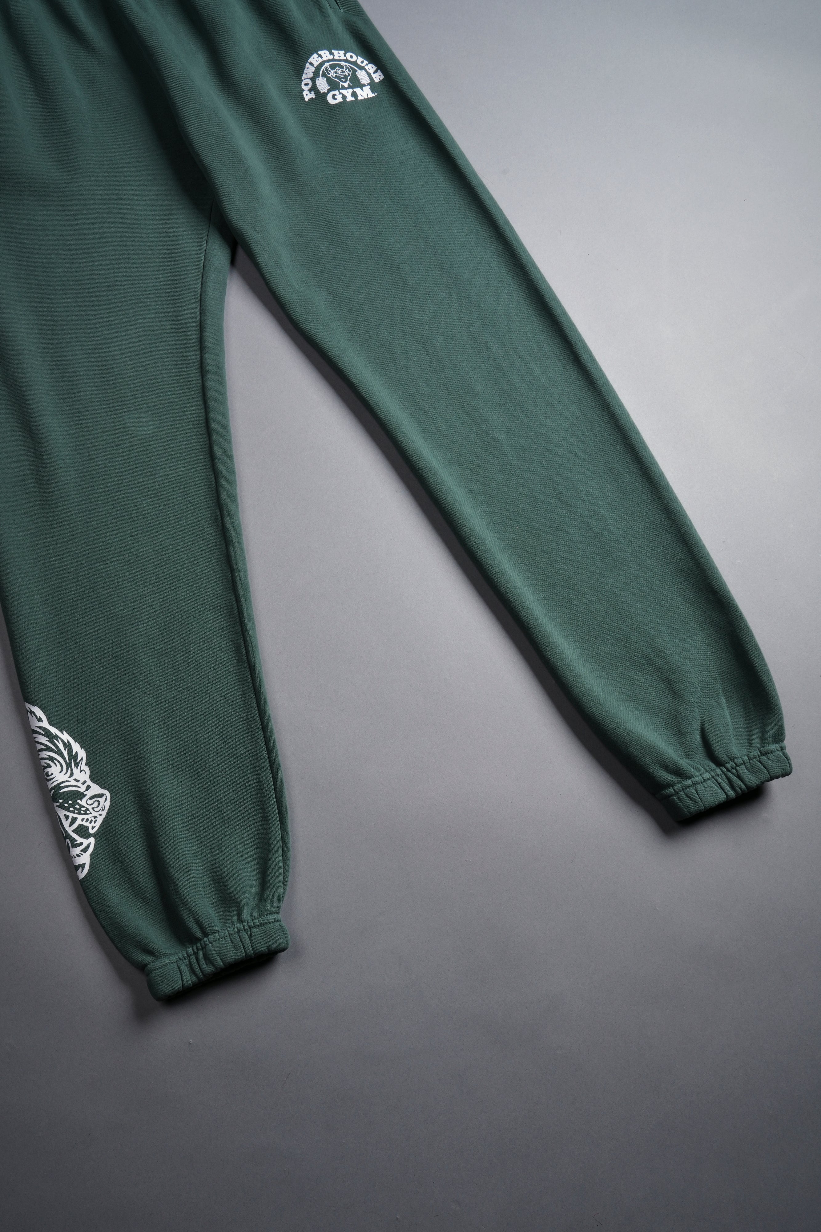 Powerhouse Wolves Post Lounge Sweats in Norse Green