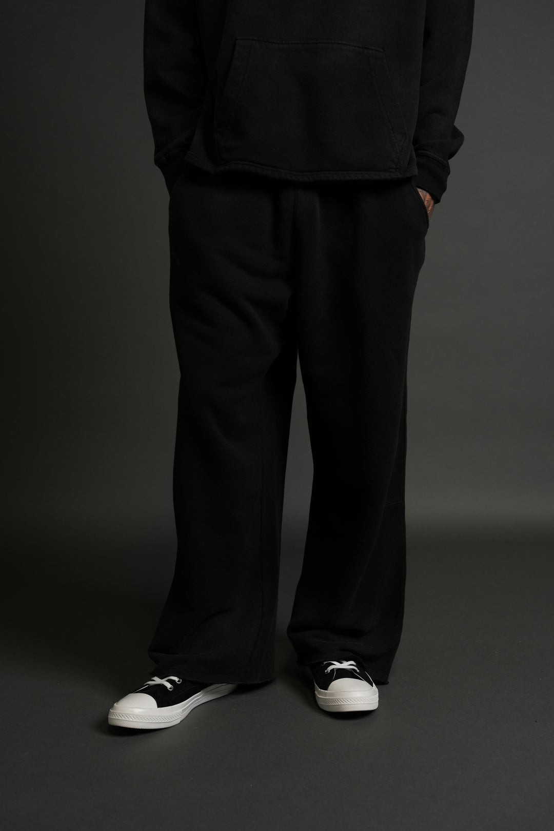 Darc Wandering Moaty Sweat Pants in Black Drift Wash