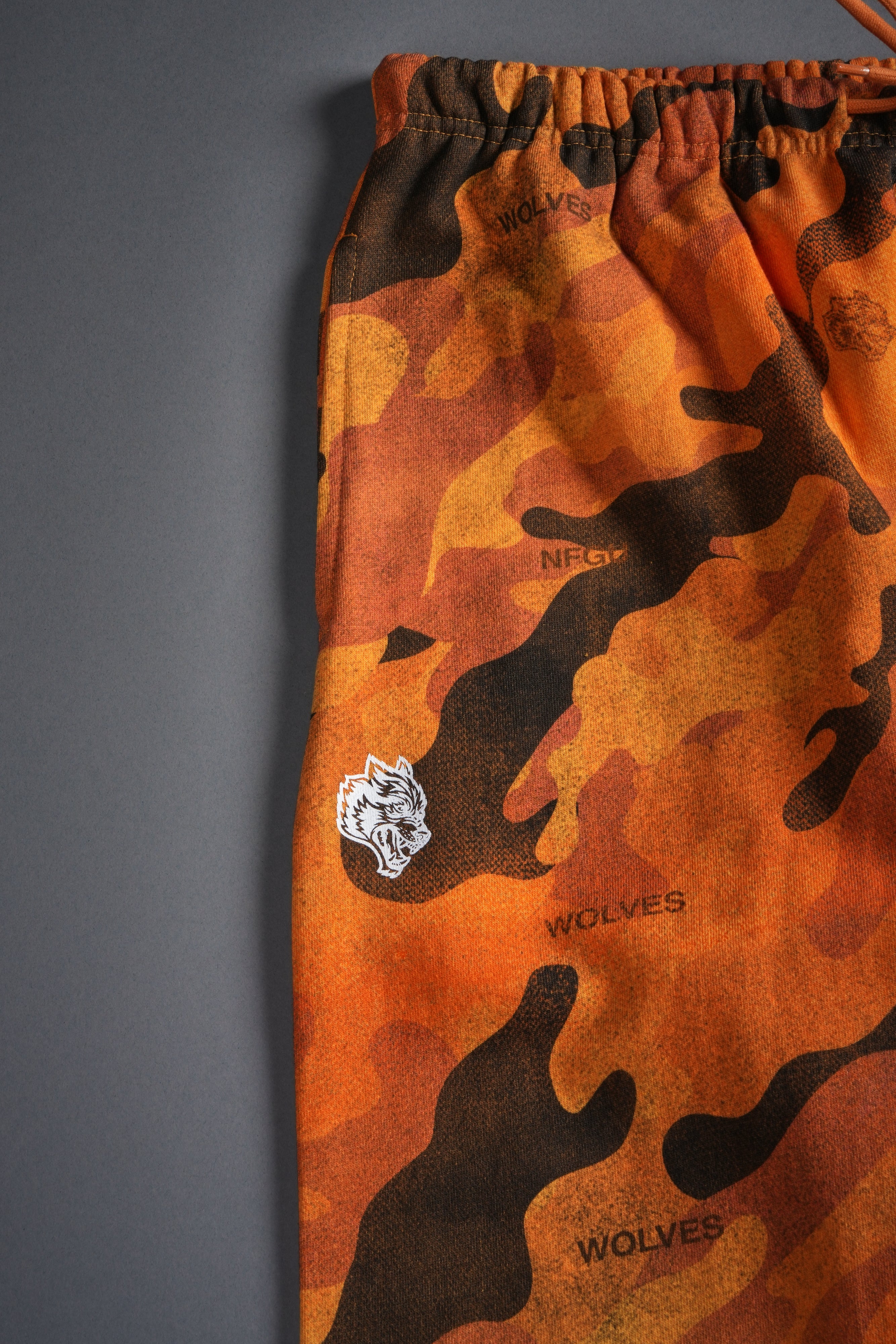 Dual Wolf Unisex Lounger Sweat Pants in DSVD Orange Camo