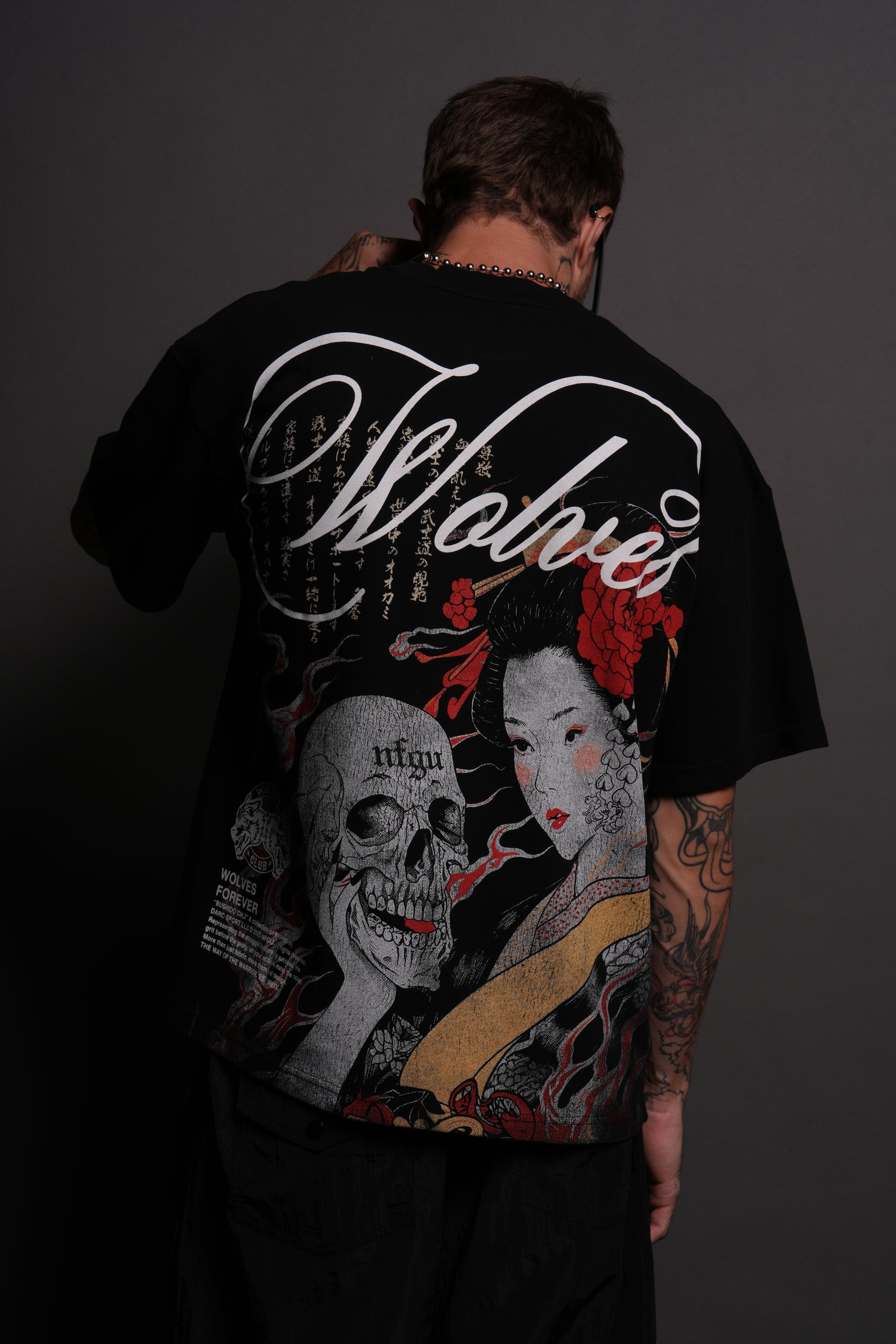 (1 Of 500) Geisha "Premium" Oversized Tee in Black
