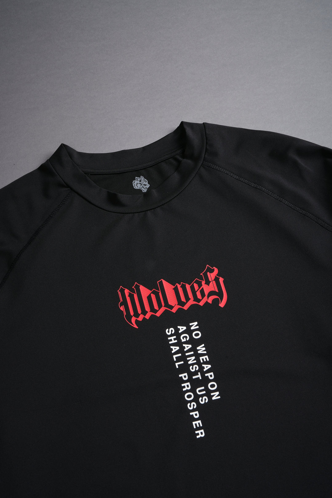 Wolves Passion "Dry Wolf" S/S Raglan Tee in Black