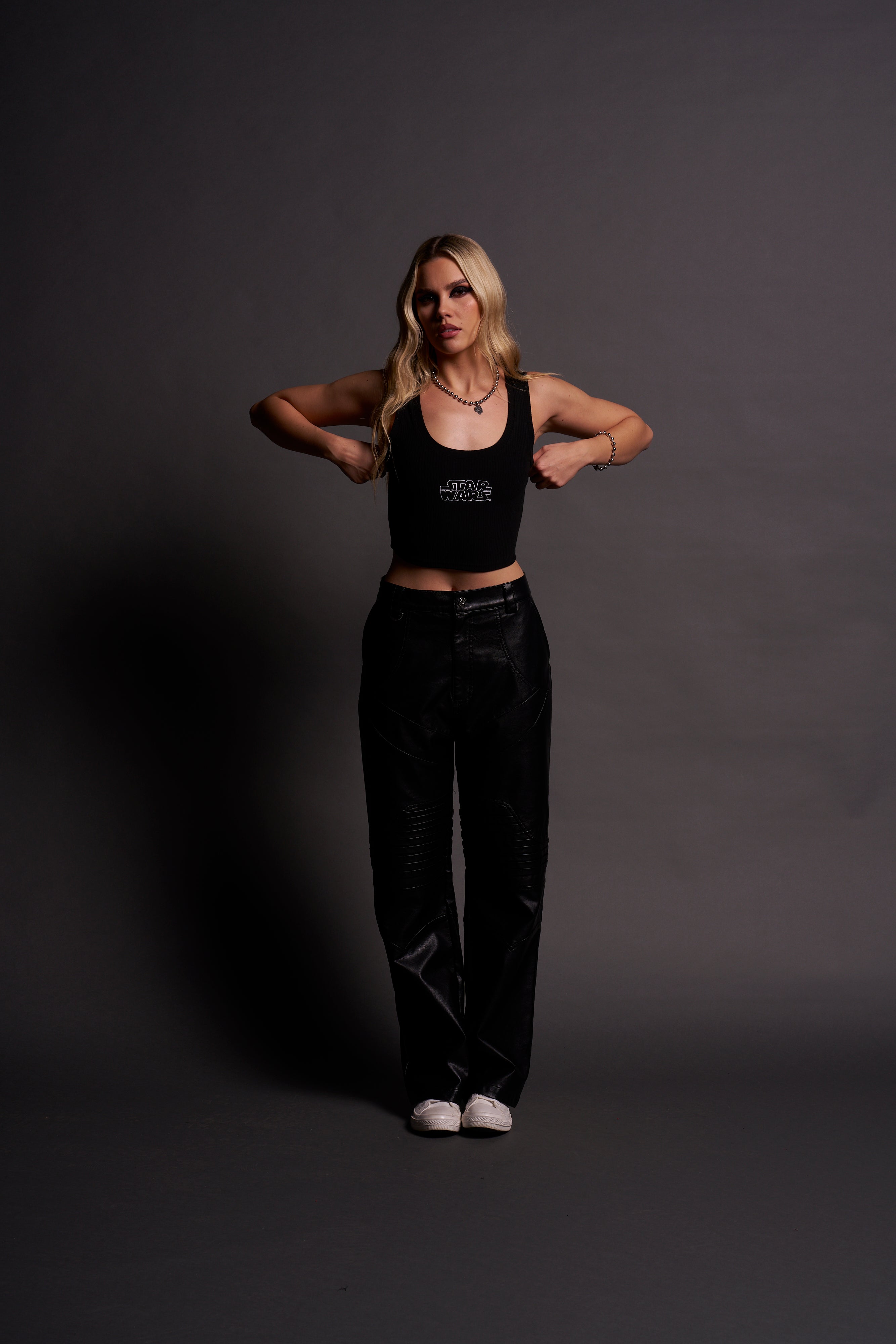 ダルクスポーツ スター・ウォーズ タンクトップ M 黒 ダルクスポーツ スター・ウォーズ タンクトップ M 黒 ダルク