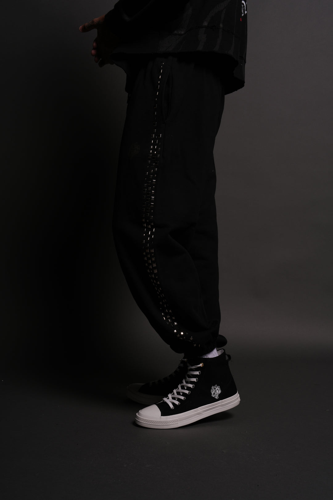 Dual Stud Lounger Sweat Pants in Black