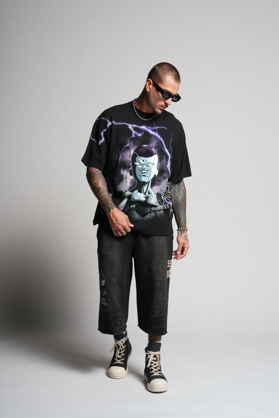 Frieza Energy "Premium" Oversized Tee in Black