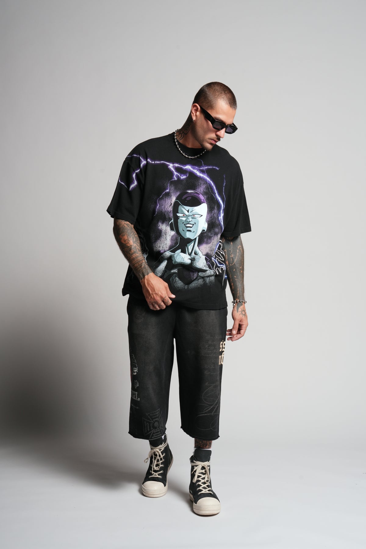 Frieza Energy "Premium" Oversized Tee in Black