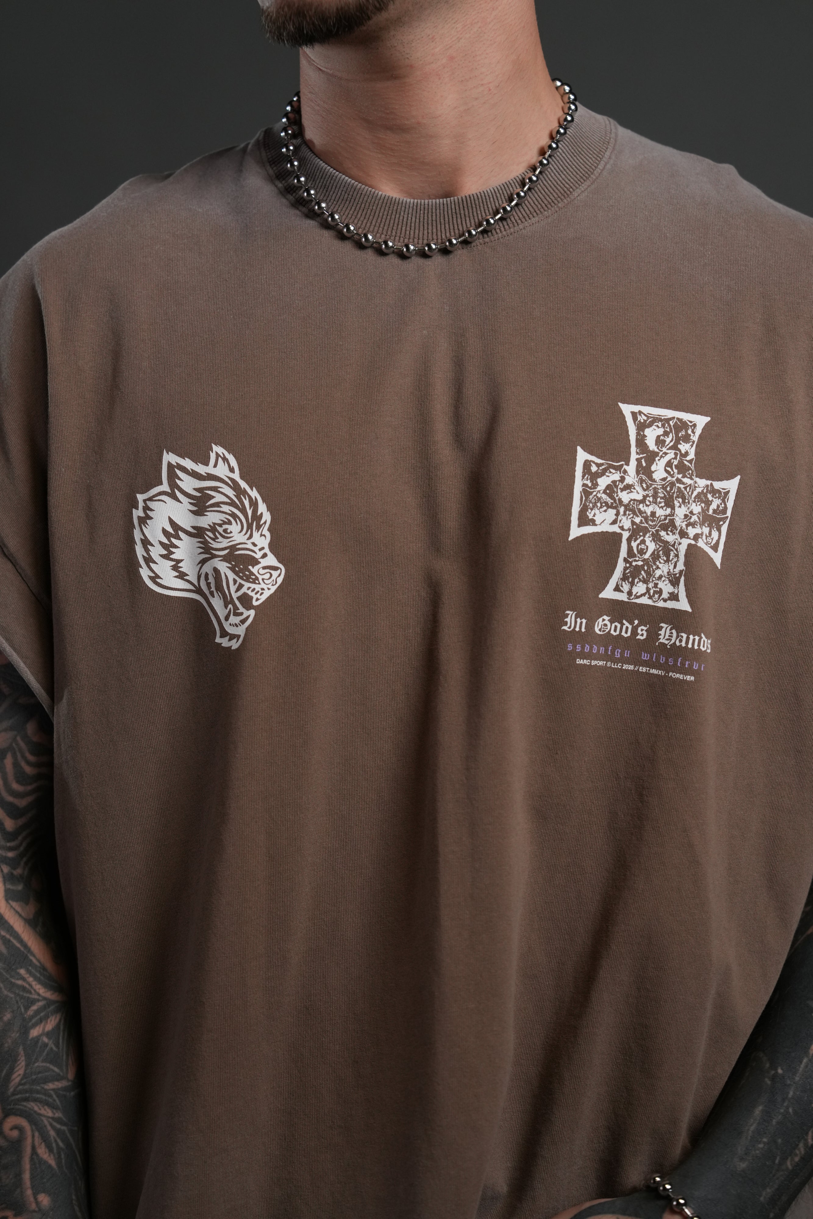 Iron Wolf Pack Grunge Cut-Off Tee in Mojave Brown