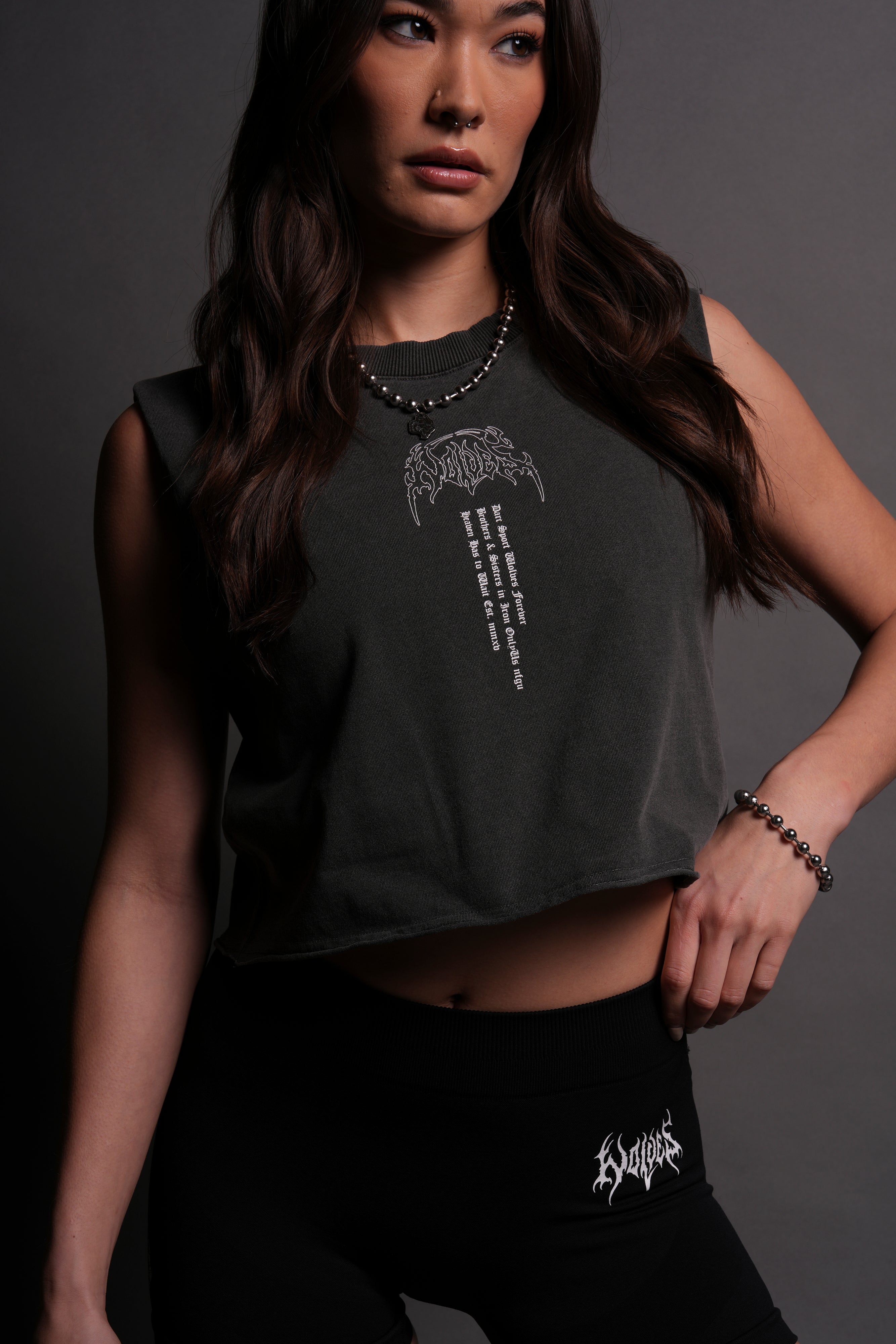 Wolves Hesh "Grunge" (Cropped) Muscle Tee in Wolf Gray