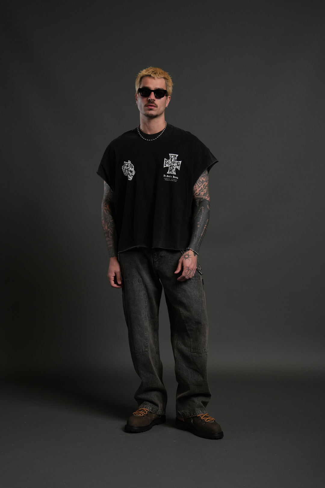 Iron Wolf Pack Grunge Cut-Off Tee in Black