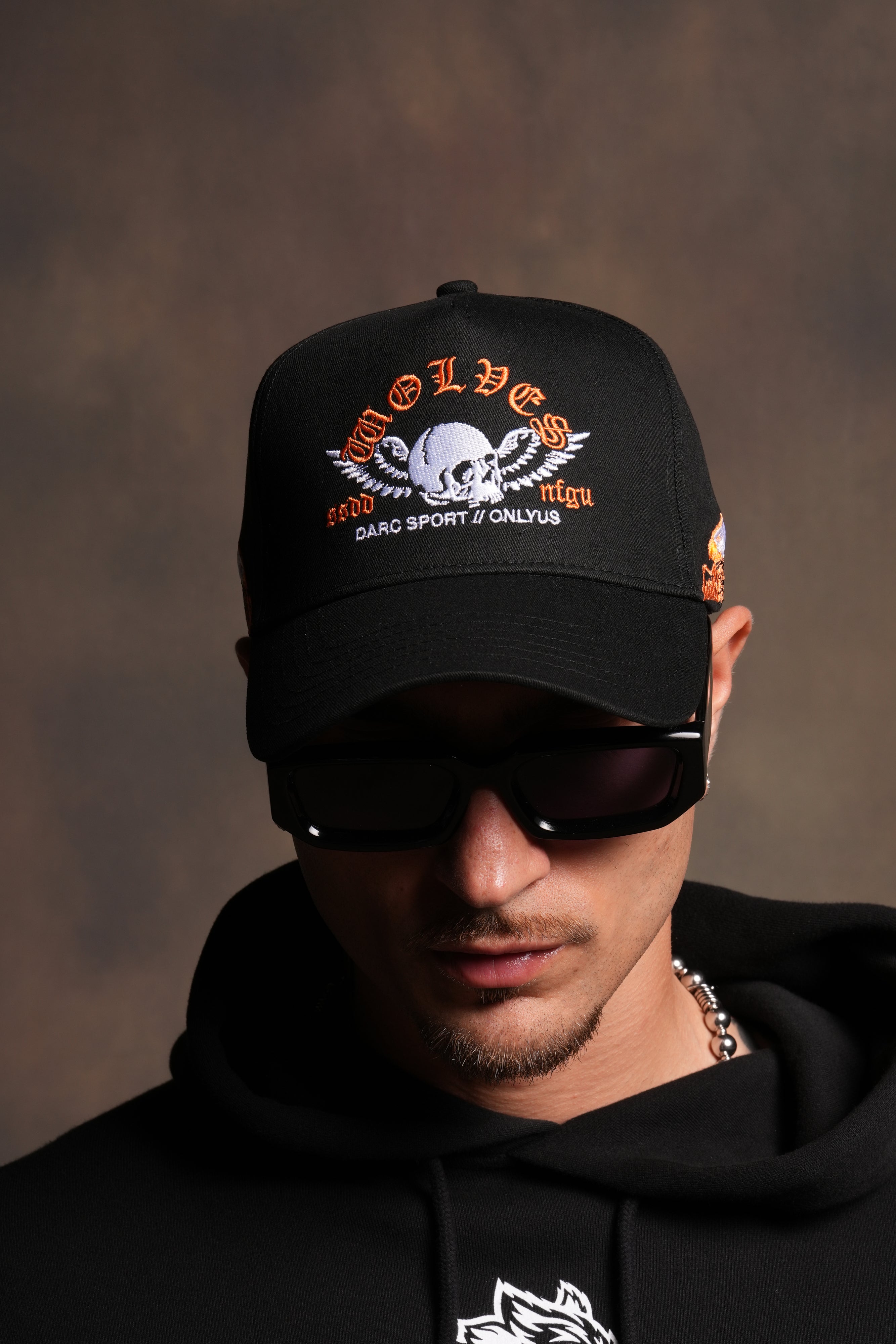 Weighted Wings 5 Panel Hat in Black